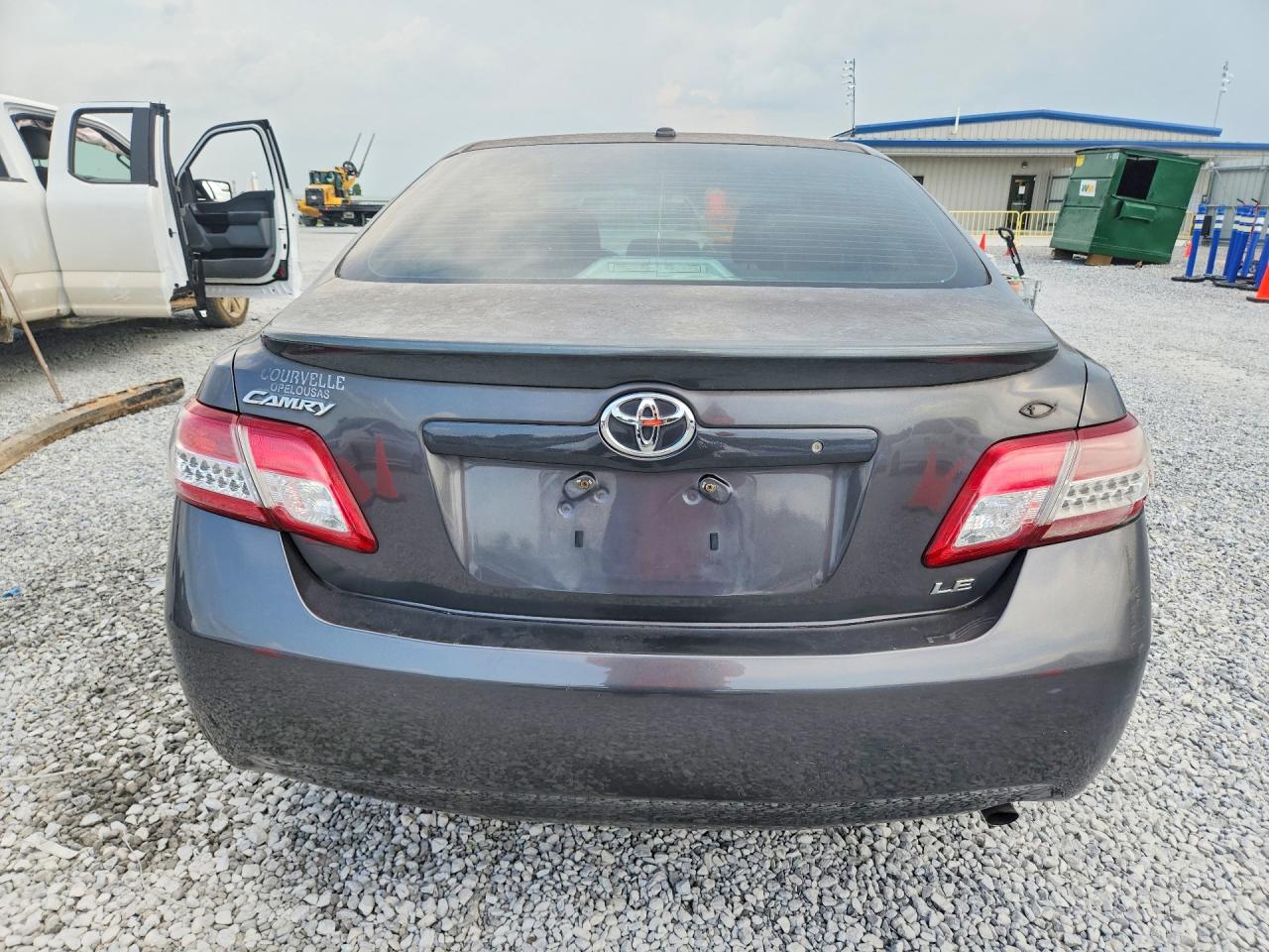 2011 Toyota Camry Le Gray vin: 4T4BF3EK0BR094381