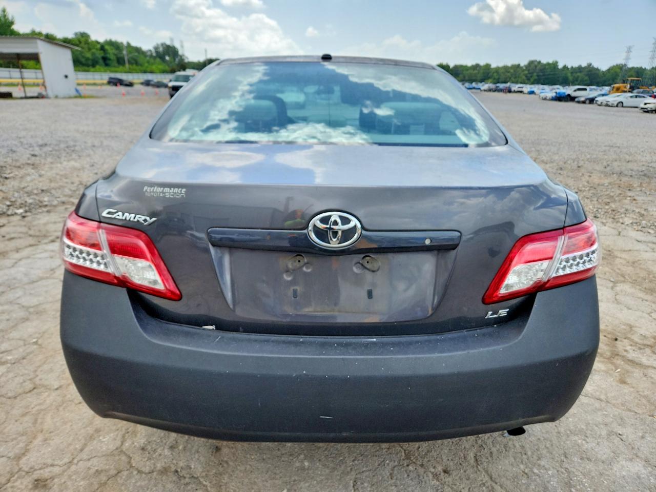 2011 Toyota Camry Le Gray vin: 4T4BF3EK0BR104763