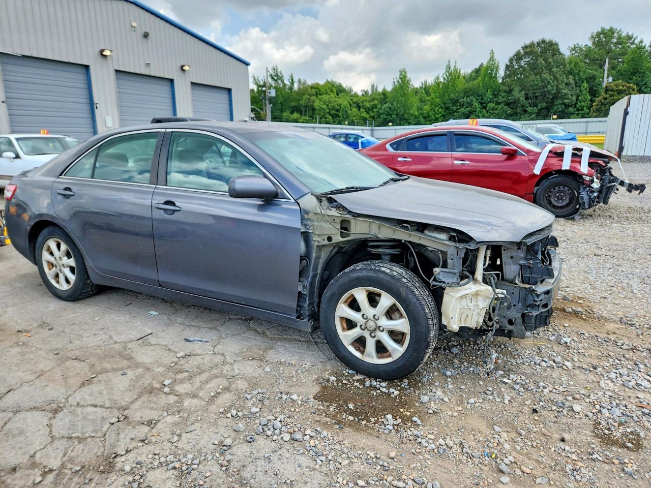2011 Toyota Camry Le Gray vin: 4T4BF3EK0BR104763
