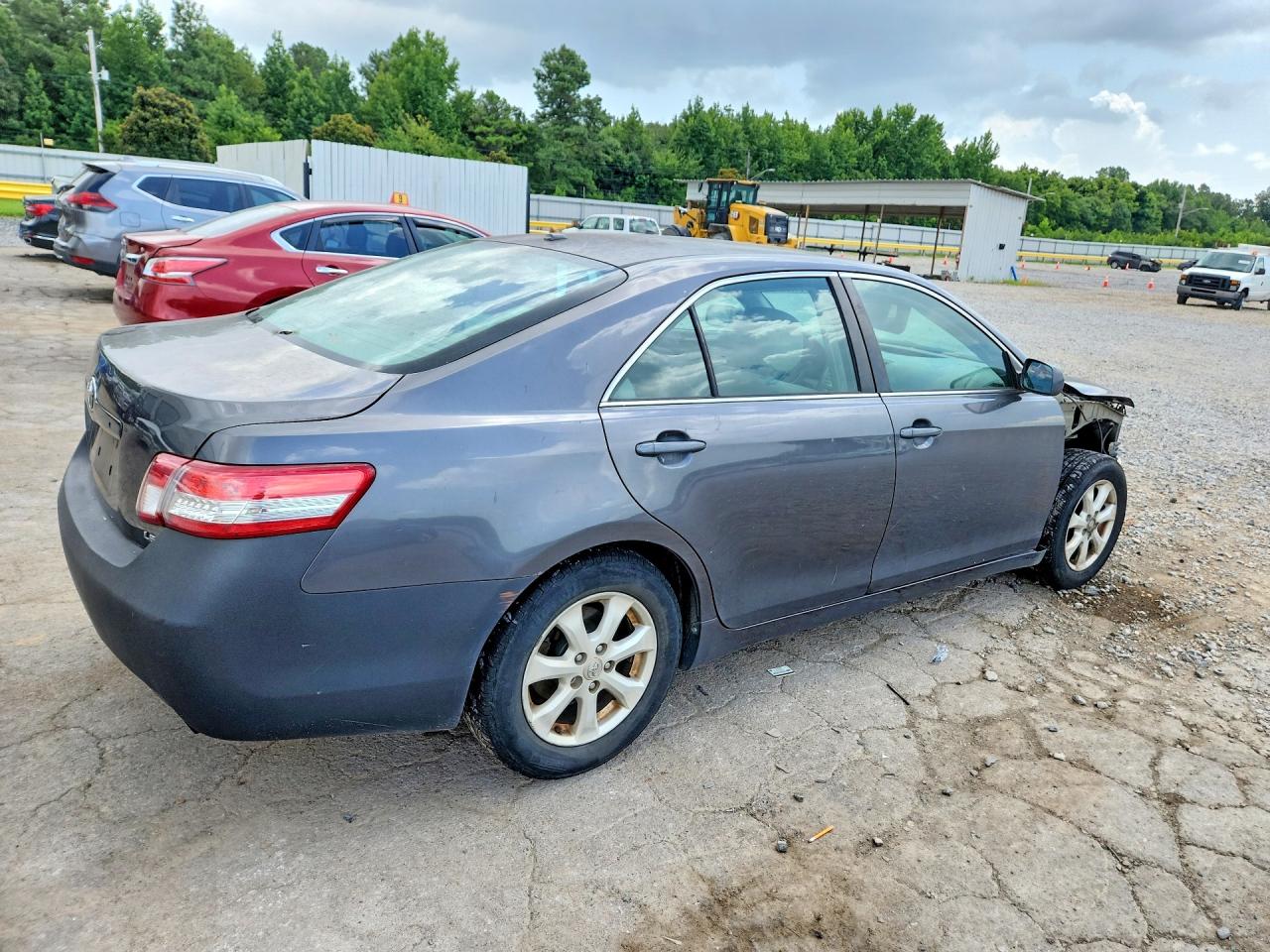 2011 Toyota Camry Le Gray vin: 4T4BF3EK0BR104763