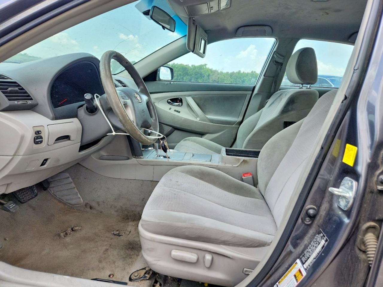 2011 Toyota Camry Le Gray vin: 4T4BF3EK0BR104763