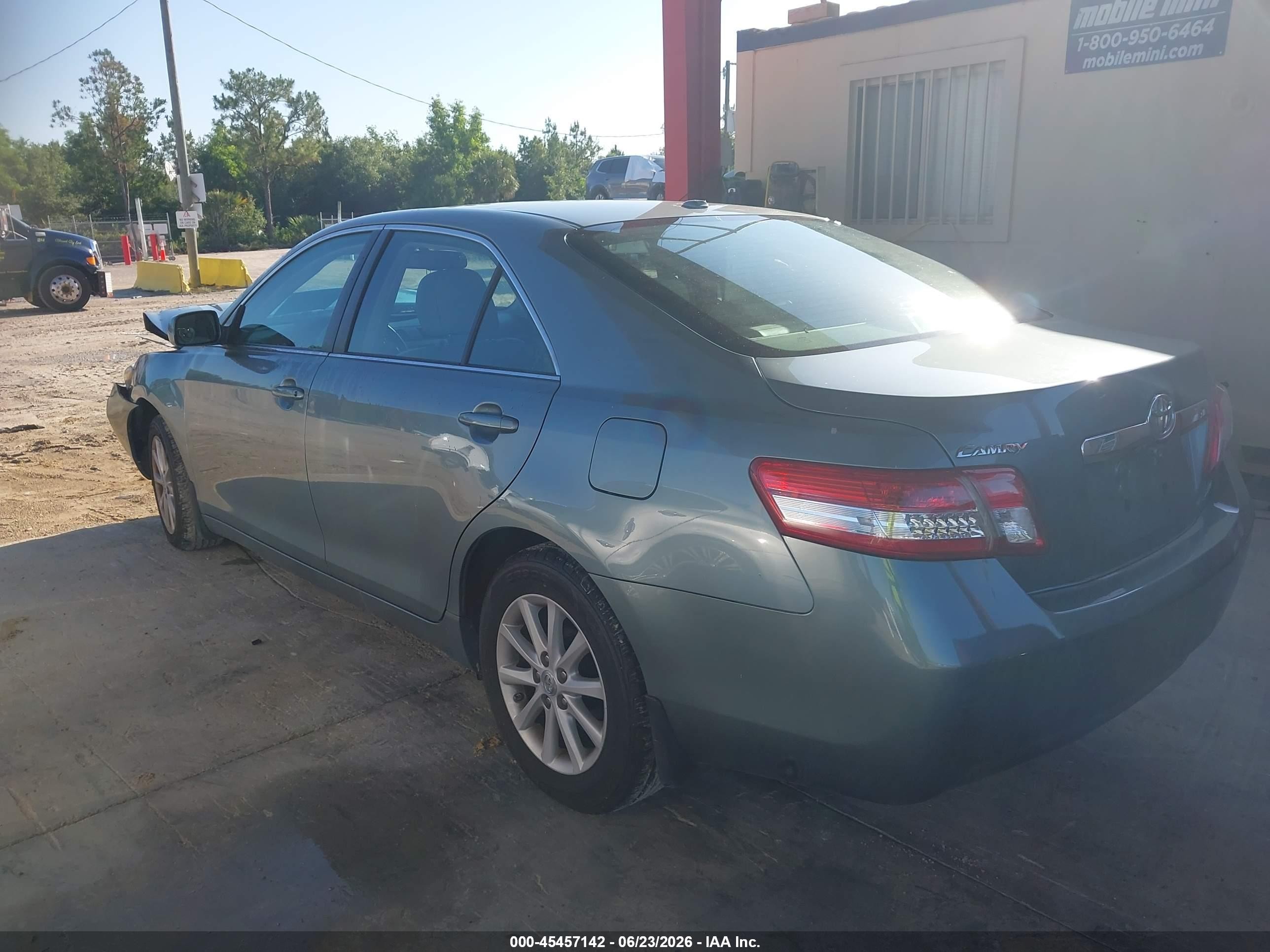 2011 Toyota Camry Xle Teal vin: 4T4BF3EK0BR119473