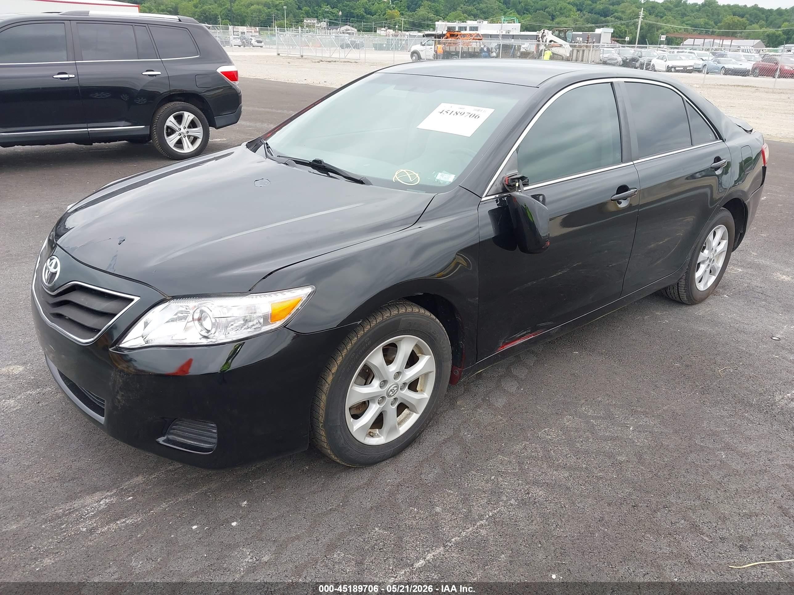 2011 Toyota Camry Le Black vin: 4T4BF3EK0BR128402