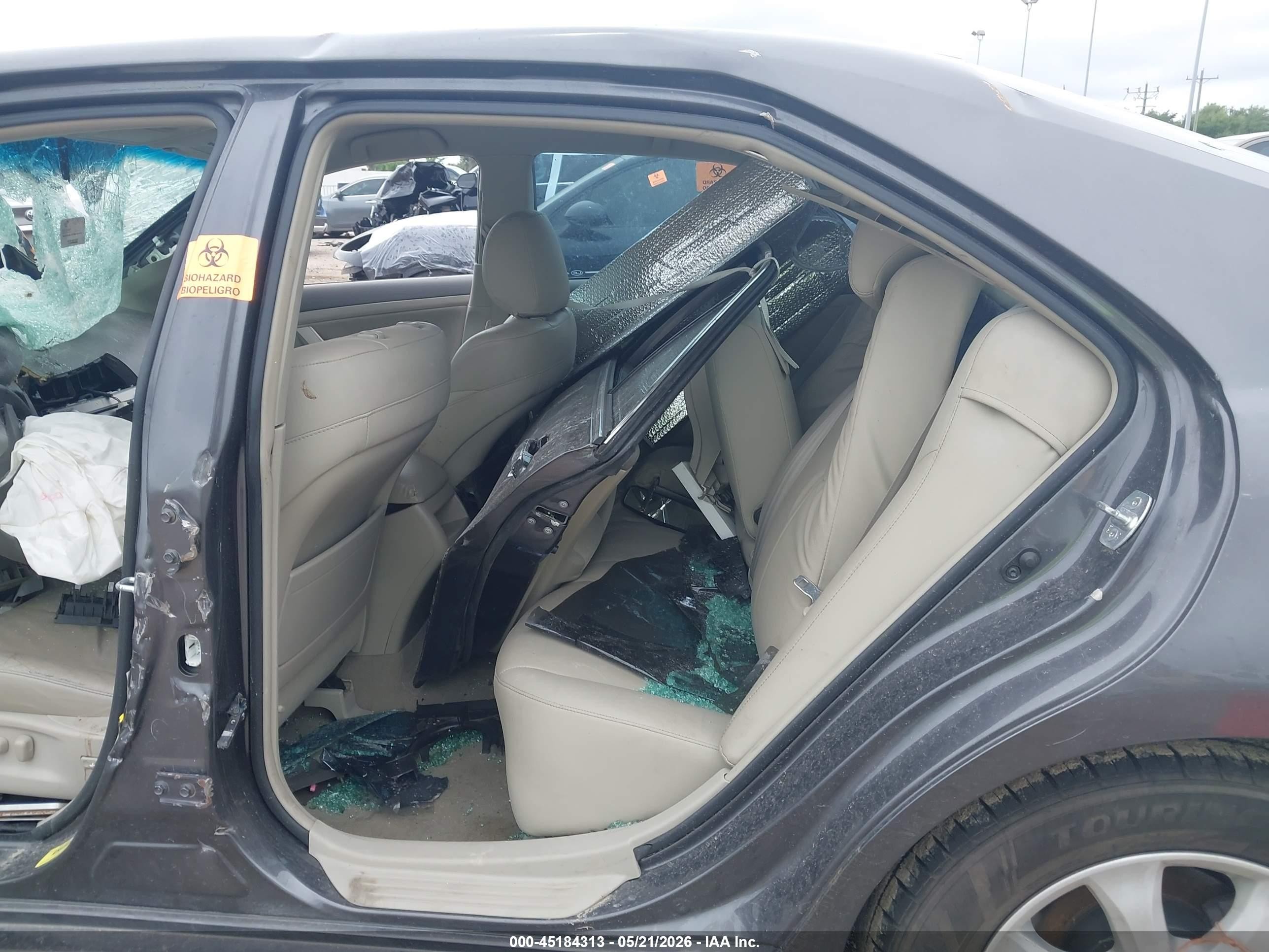 2011 Toyota Camry Le Gray vin: 4T4BF3EK0BR177048