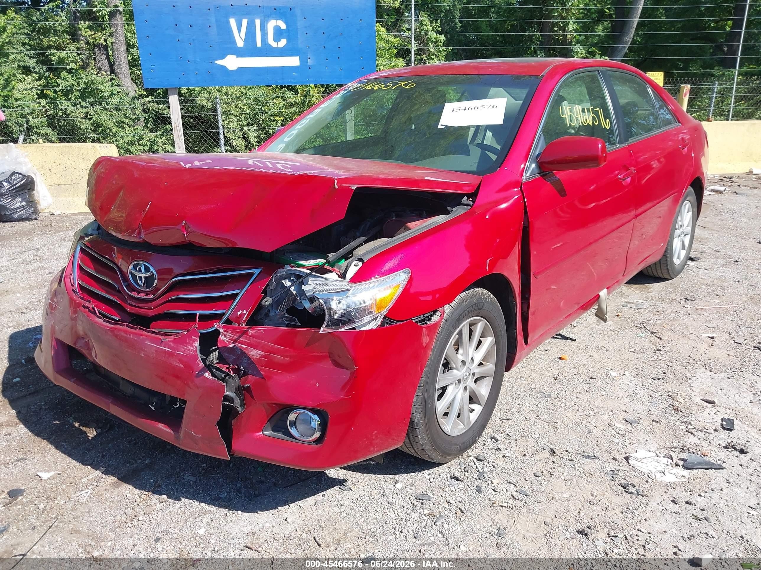 2011 Toyota Camry Xle Red vin: 4T4BF3EK0BR186591