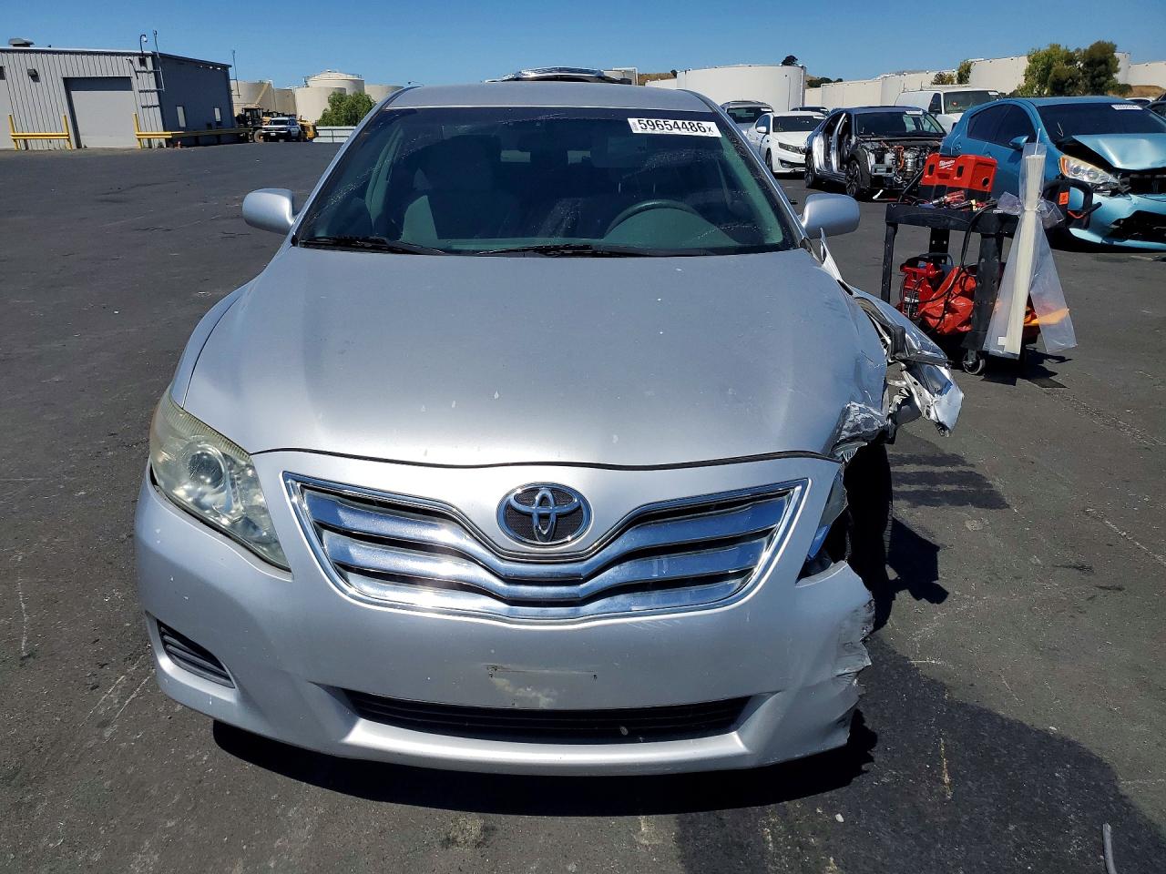 2011 Toyota Camry Le Silver vin: 4T4BF3EK0BR190527