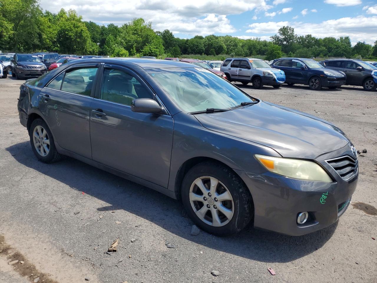 2011 Toyota Camry Le Gray vin: 4T4BF3EK0BR190544