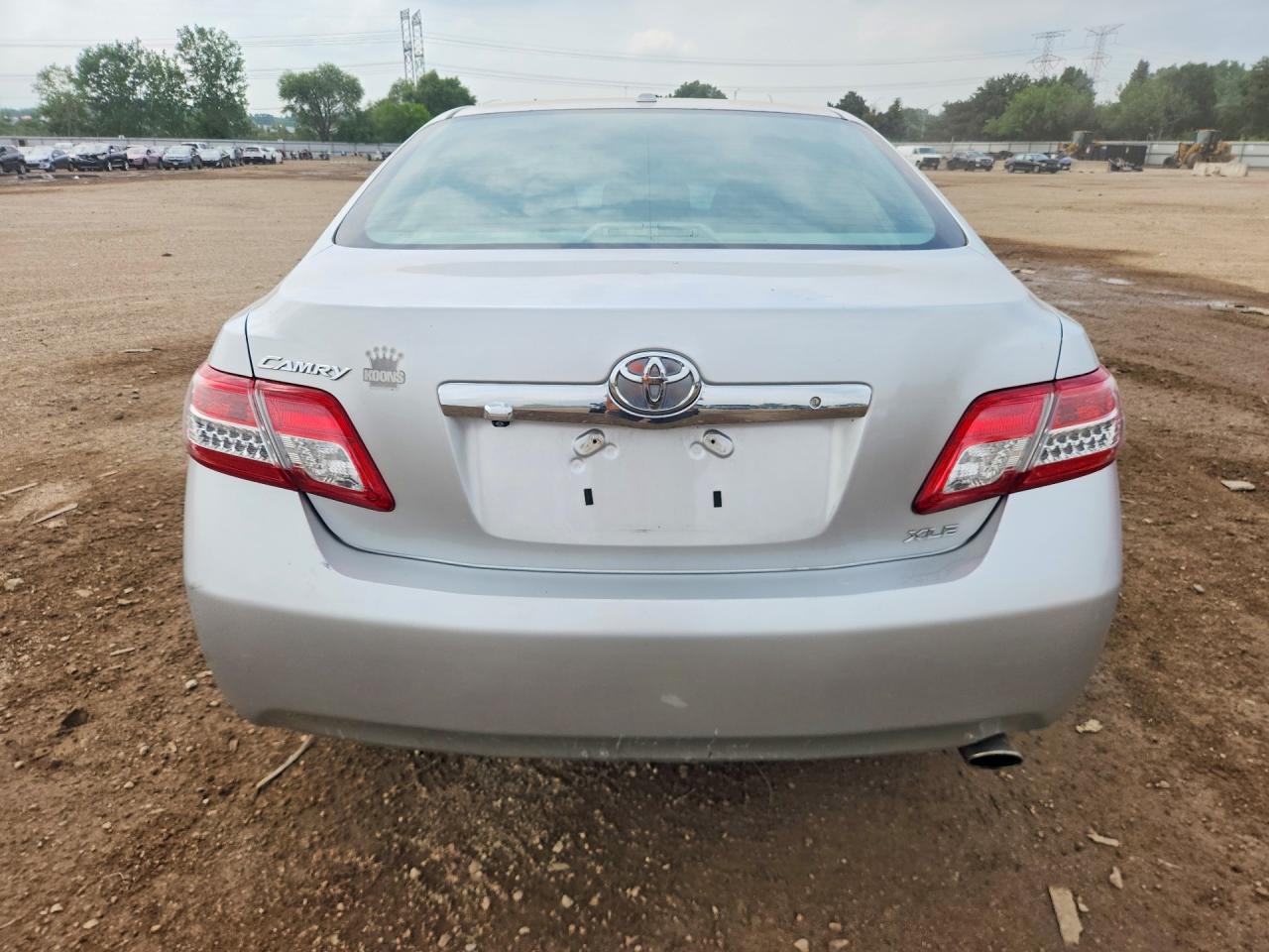 2011 Toyota Camry Xle Silver vin: 4T4BF3EK0BR197025
