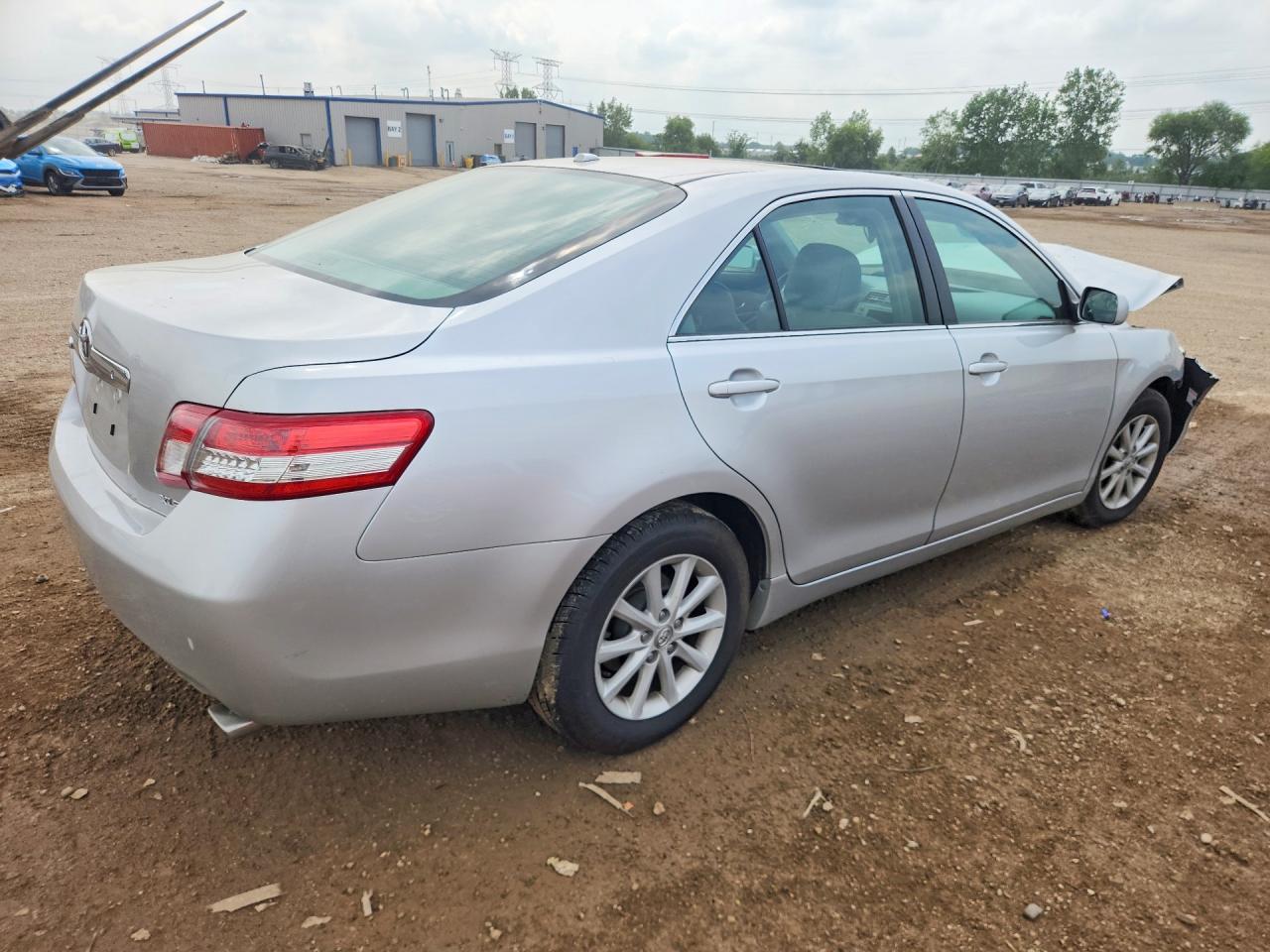 2011 Toyota Camry Xle Silver vin: 4T4BF3EK0BR197025