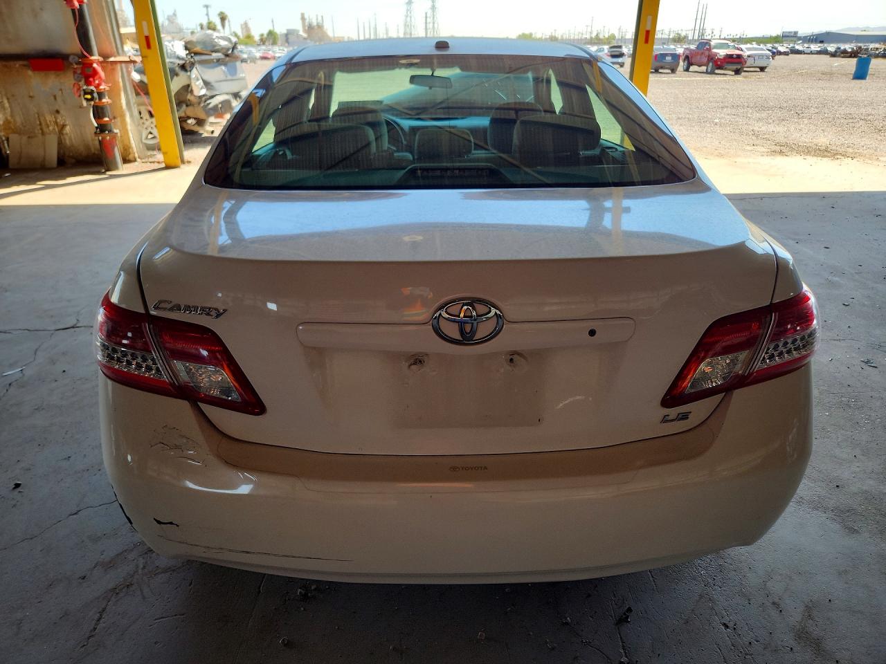2011 Toyota Camry Le White vin: 4T4BF3EK0BR199440