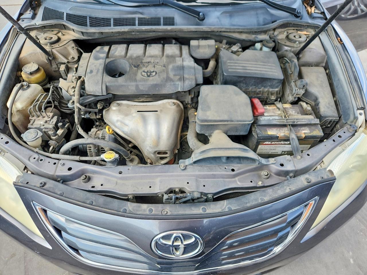 2011 Toyota Camry Le Gray vin: 4T4BF3EK0BR202188