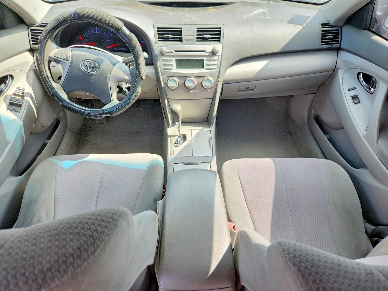 2011 Toyota Camry Le Gray vin: 4T4BF3EK0BR202188