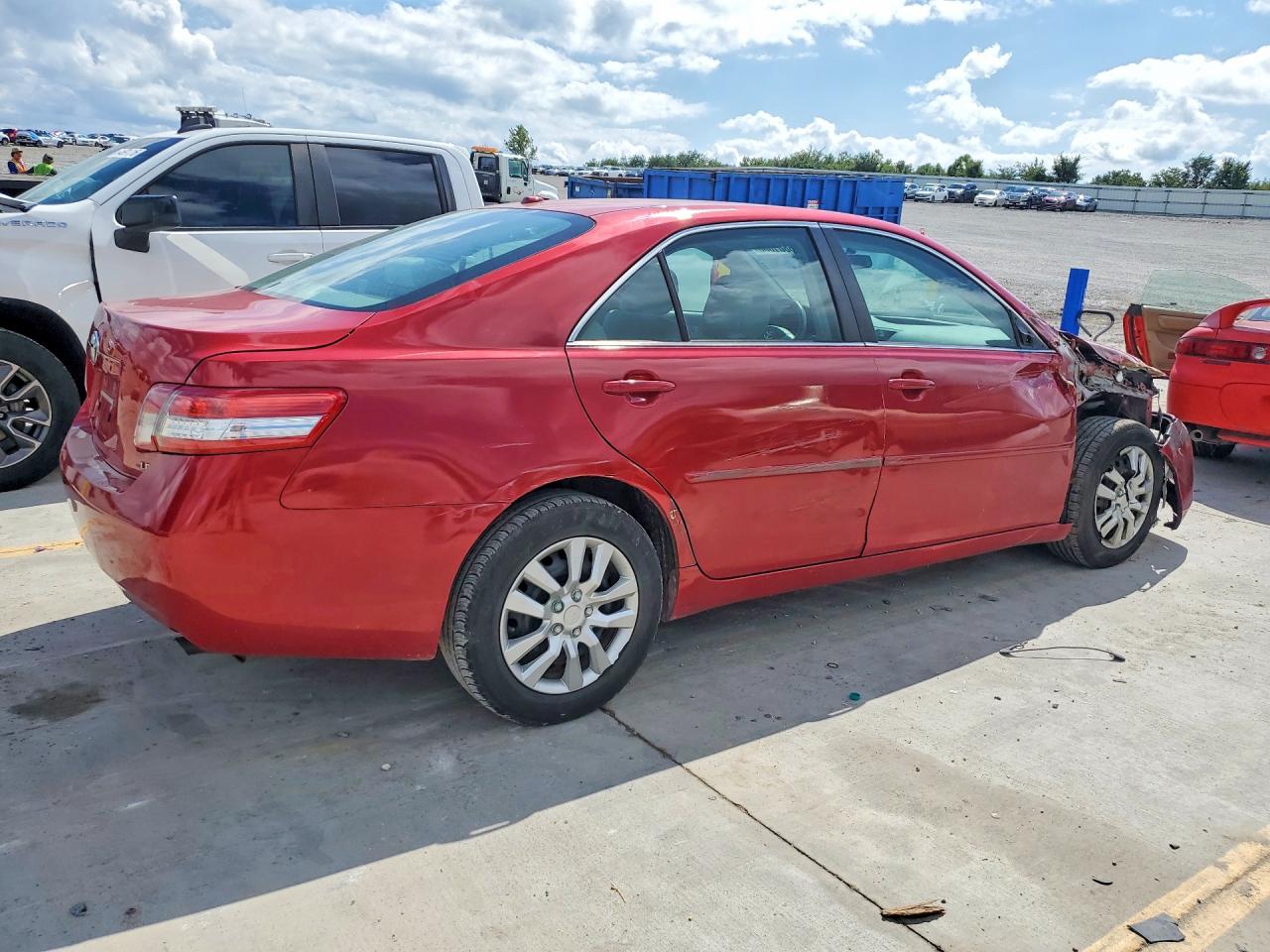 2011 Toyota Camry Le Red vin: 4T4BF3EK0BR204667