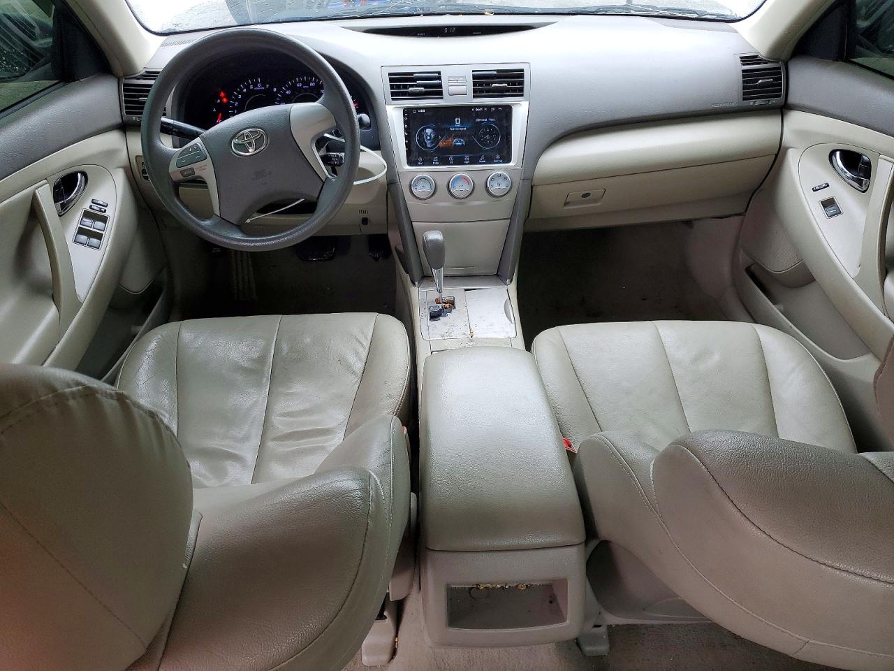 2011 Toyota Camry Base White vin: 4T4BF3EK0BR211652