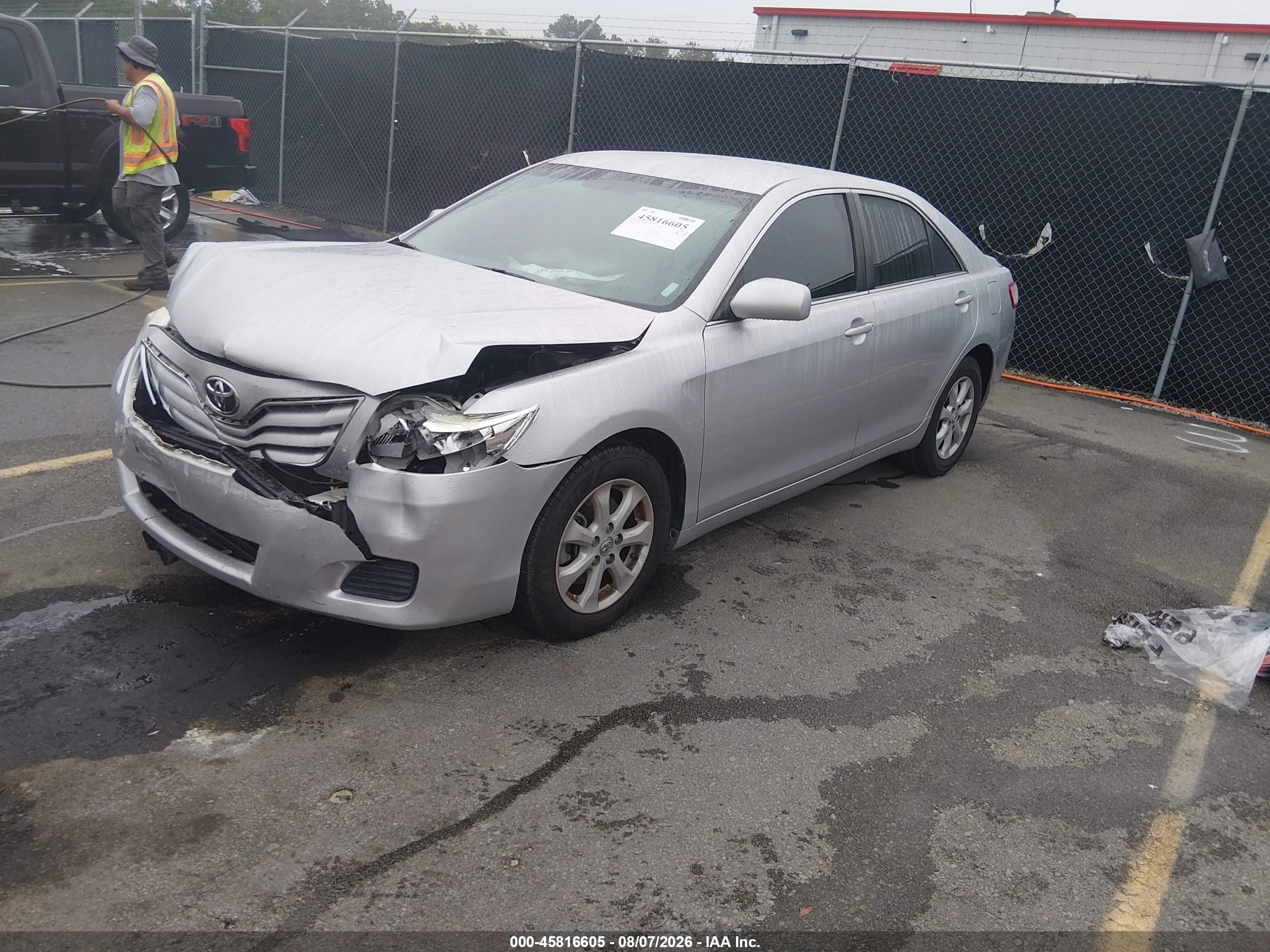 2011 Toyota Camry Le Silver vin: 4T4BF3EK0BR214566