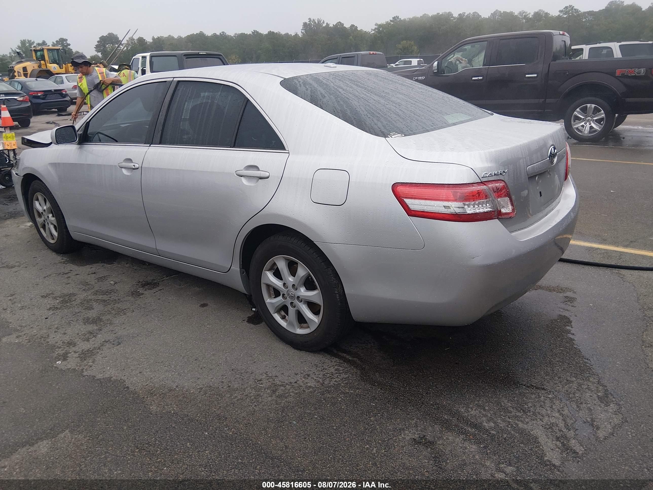 2011 Toyota Camry Le Silver vin: 4T4BF3EK0BR214566