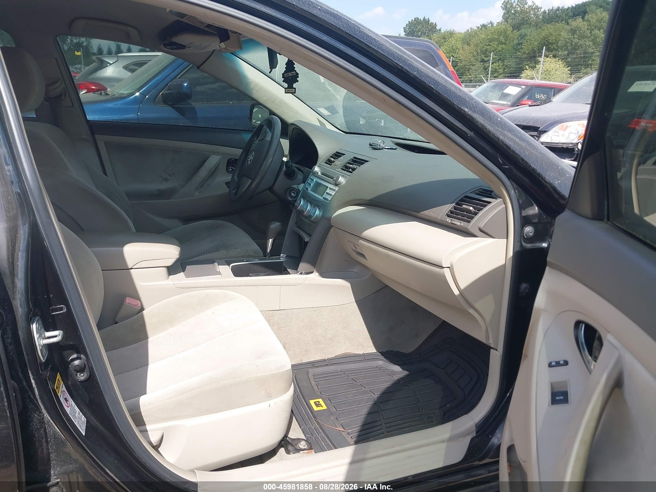 2010 Toyota Camry Le Черный vin: 4T4BF3EK1AR008414