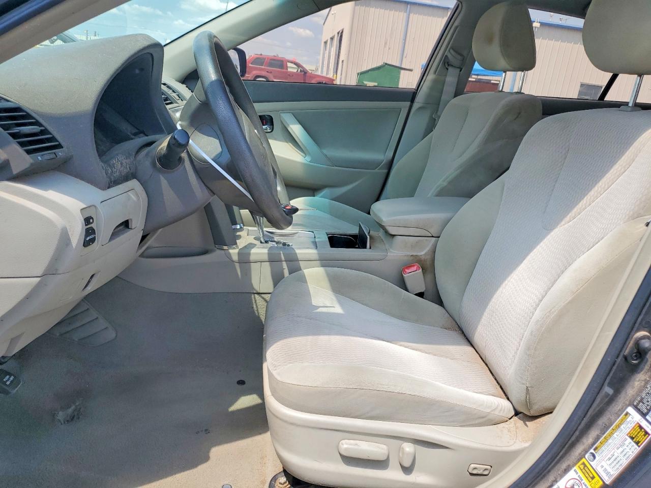 2010 Toyota Camry Le Charcoal vin: 4T4BF3EK1AR015539