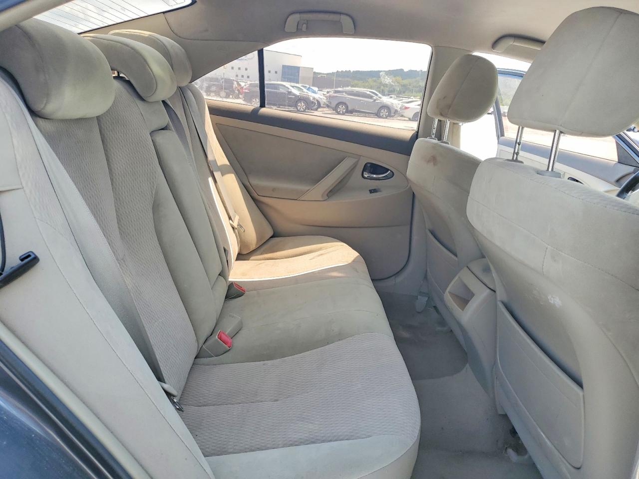 2010 Toyota Camry Le Charcoal vin: 4T4BF3EK1AR015539