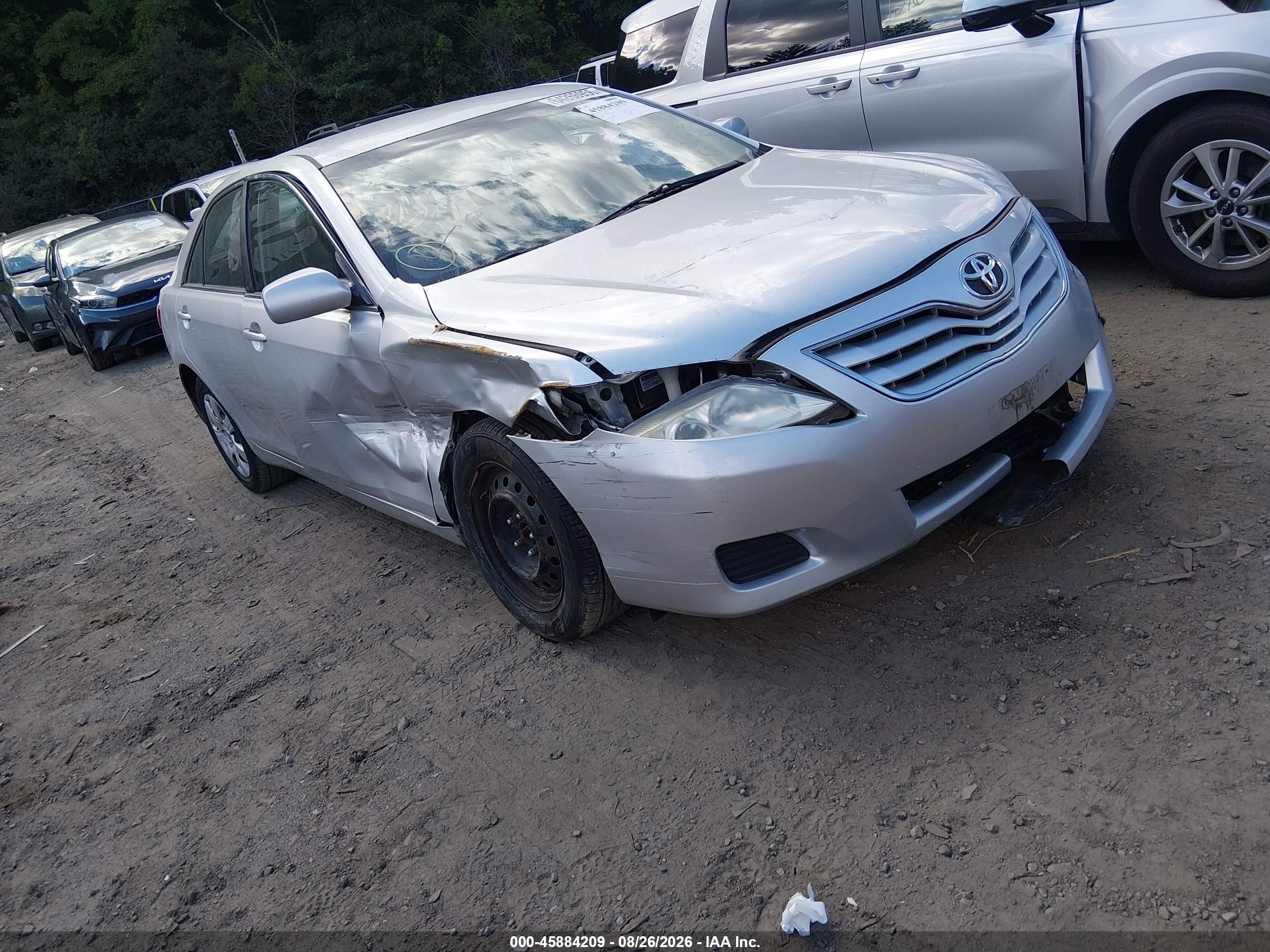 2010 Toyota Camry Le Silver vin: 4T4BF3EK1AR023463