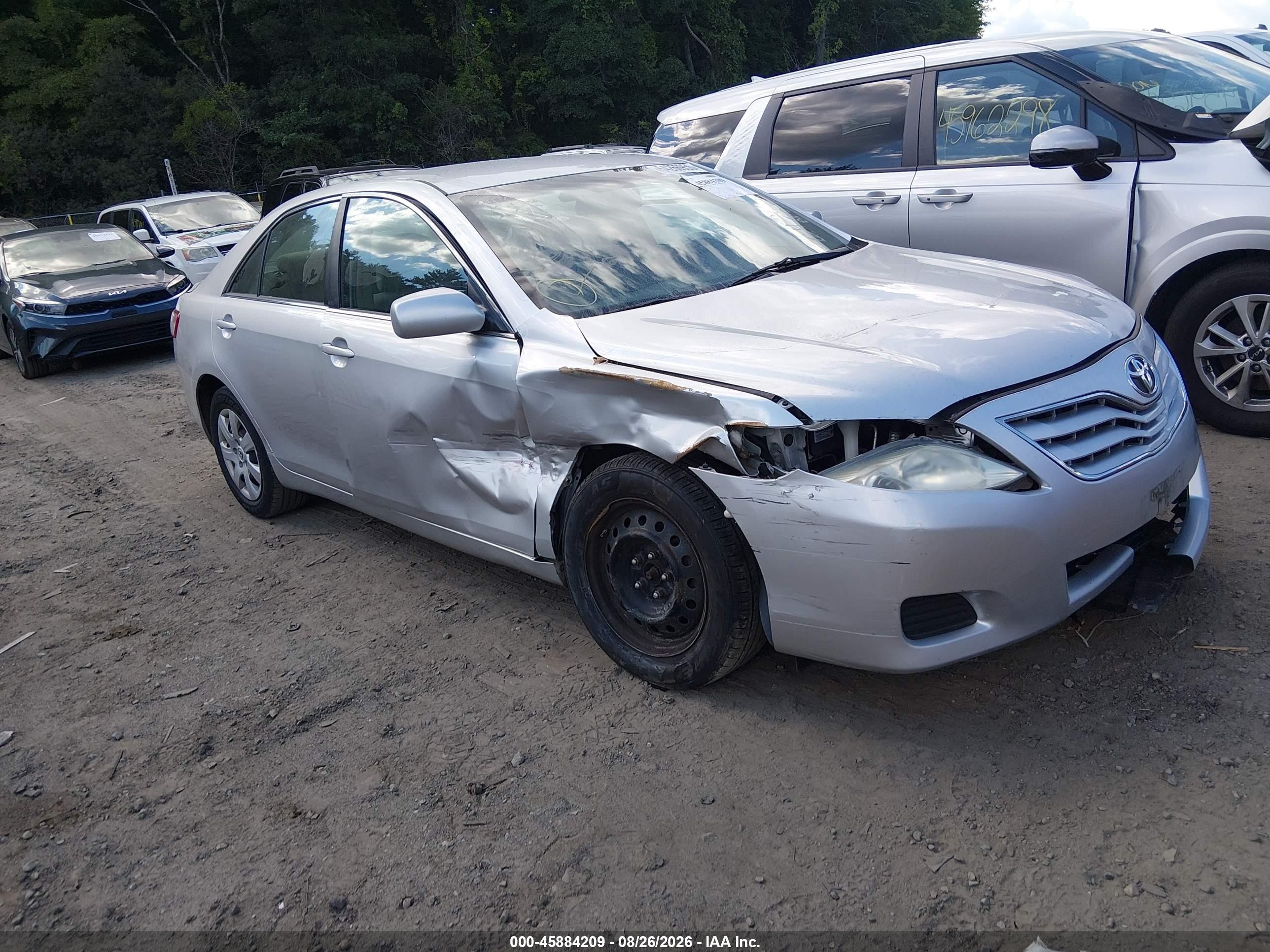 2010 Toyota Camry Le Серебряный vin: 4T4BF3EK1AR023463