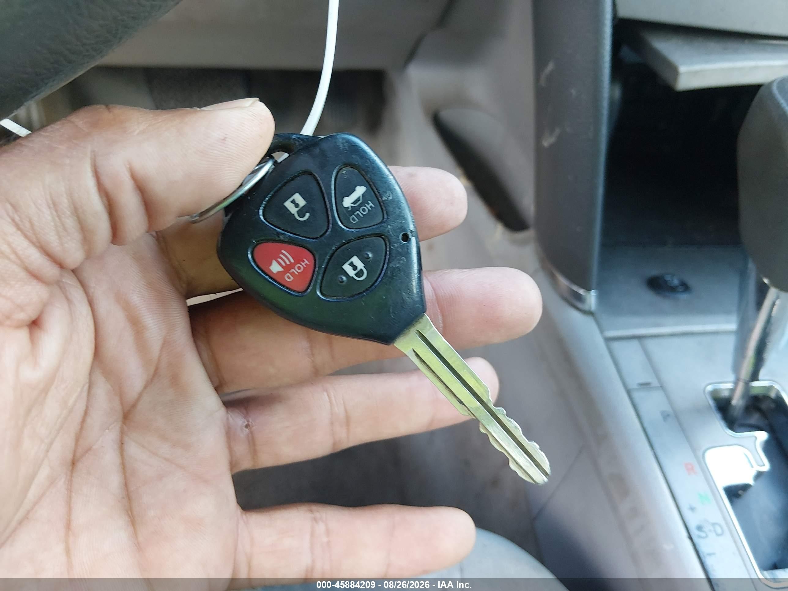 2010 Toyota Camry Le Серебряный vin: 4T4BF3EK1AR023463