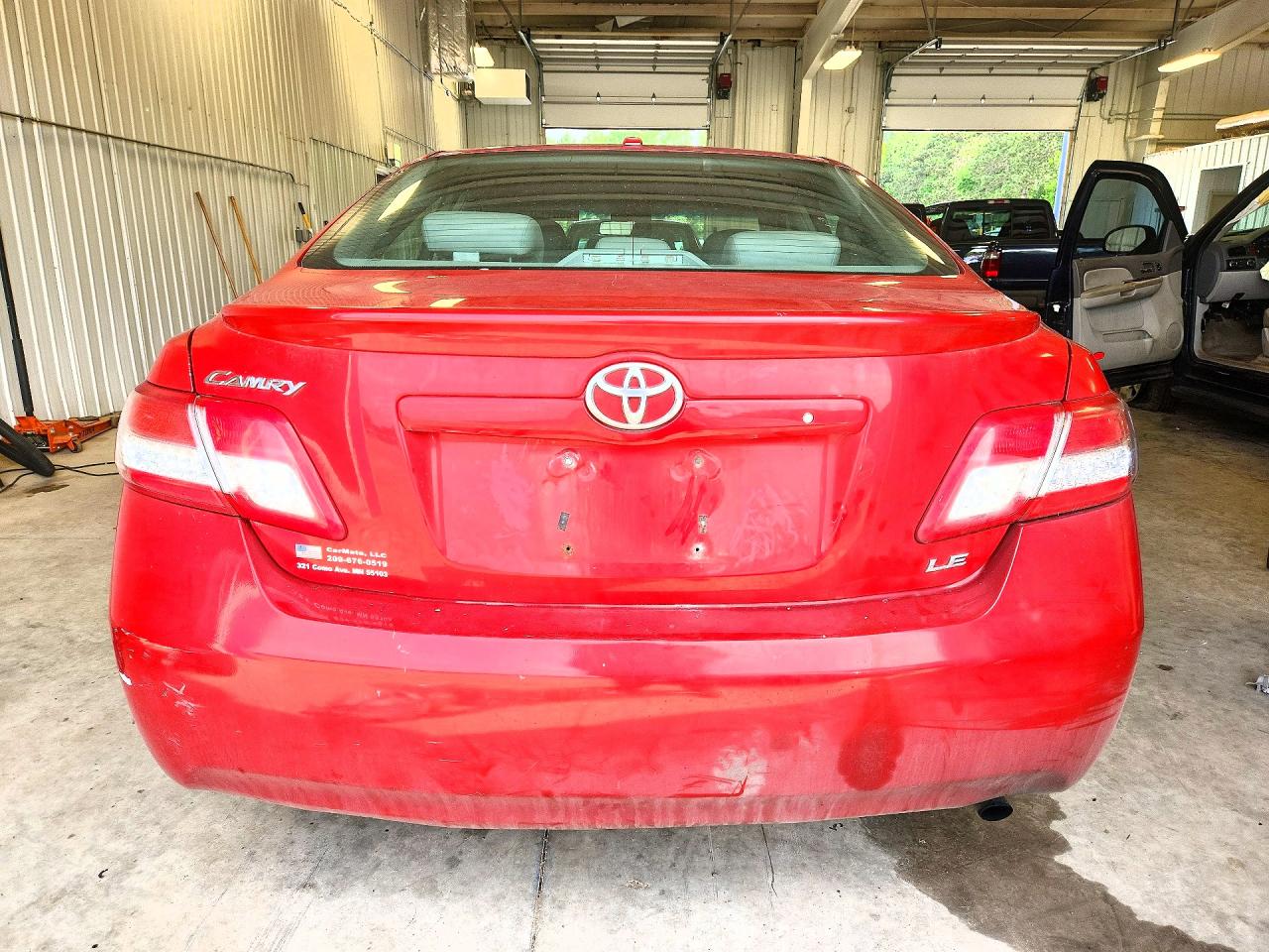 2010 Toyota Camry Le Red vin: 4T4BF3EK1AR026993