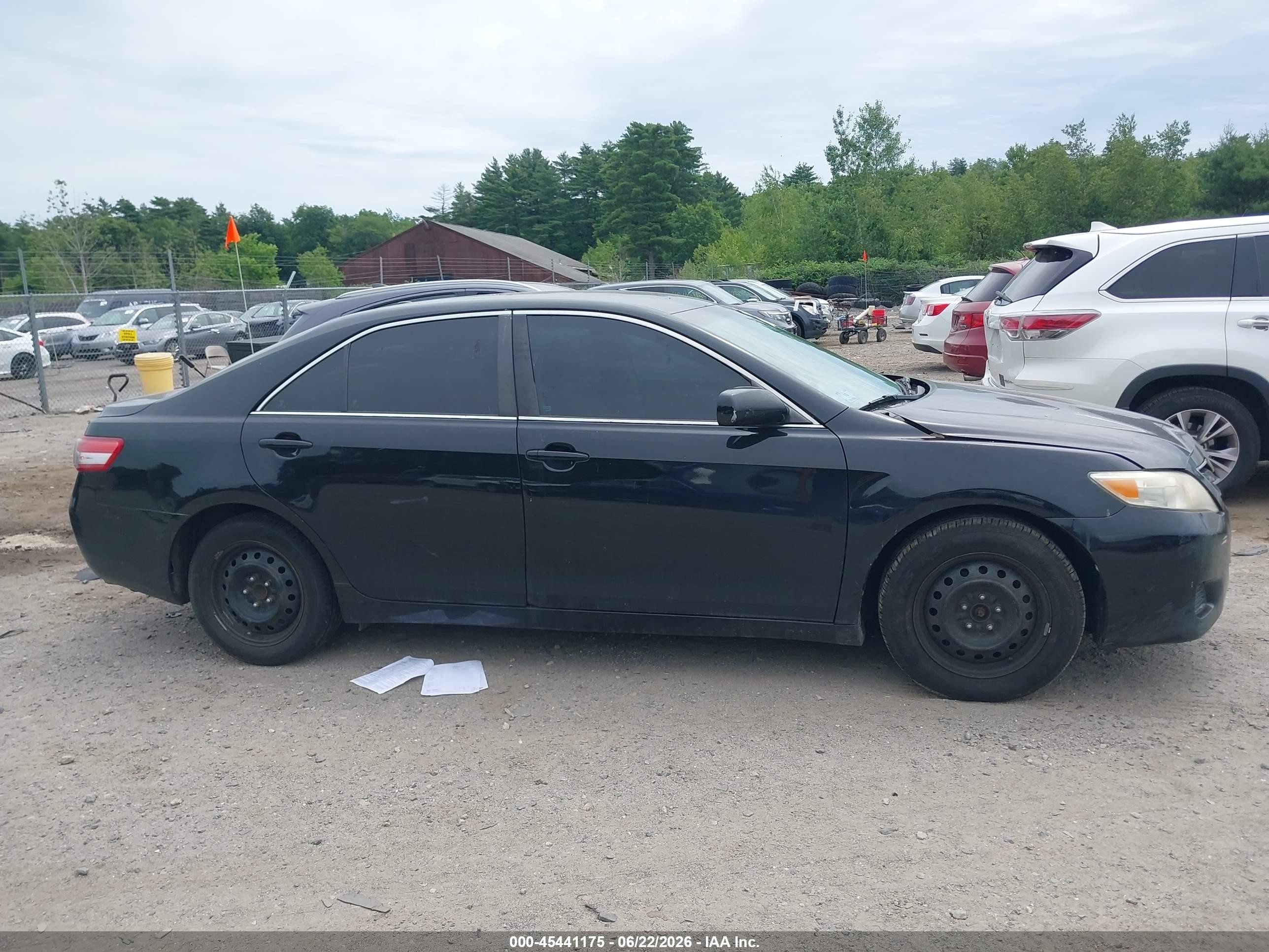 2010 Toyota Camry Le Черный vin: 4T4BF3EK1AR040022