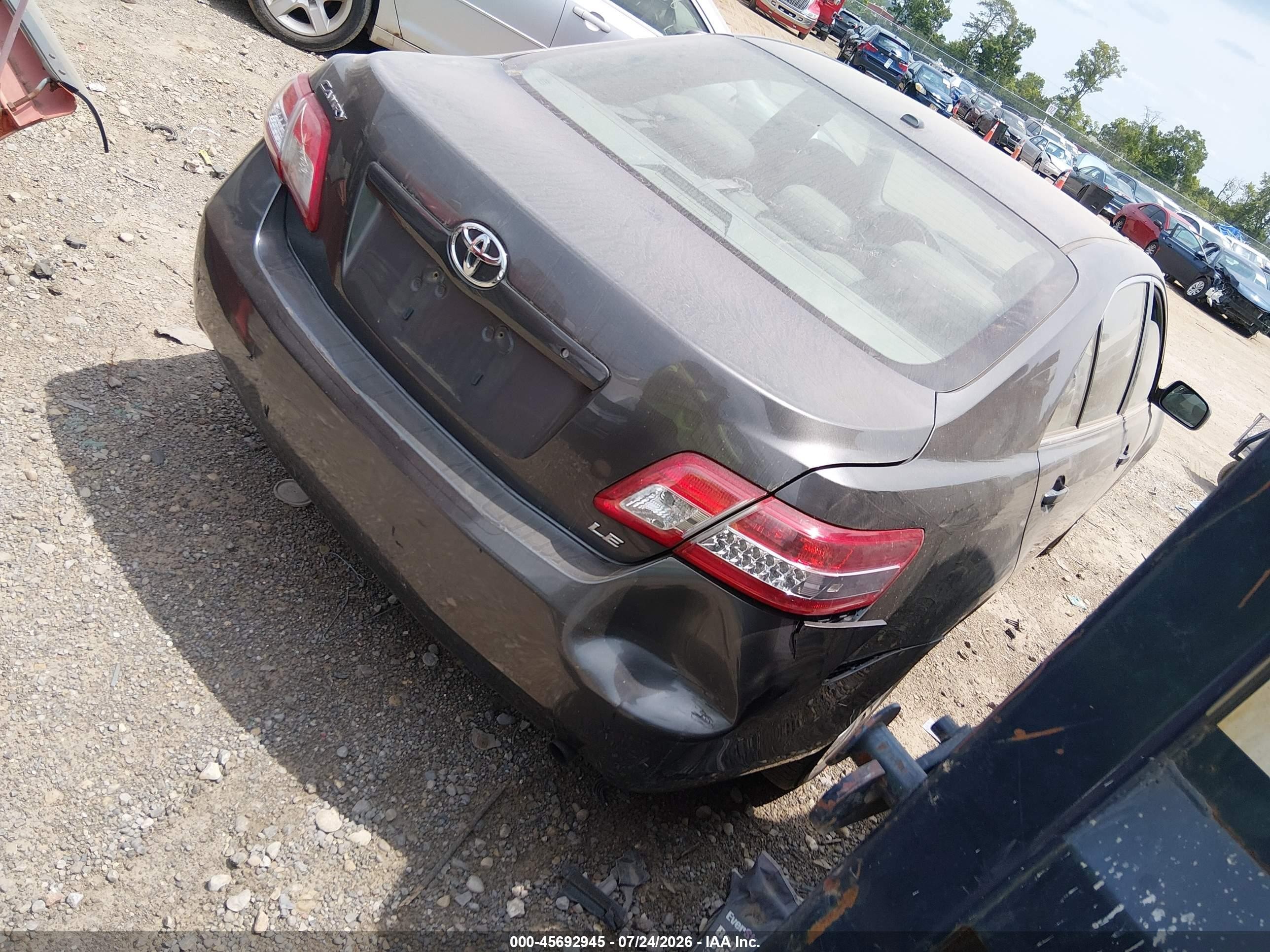 2010 Toyota Camry Le Gray vin: 4T4BF3EK1AR047763