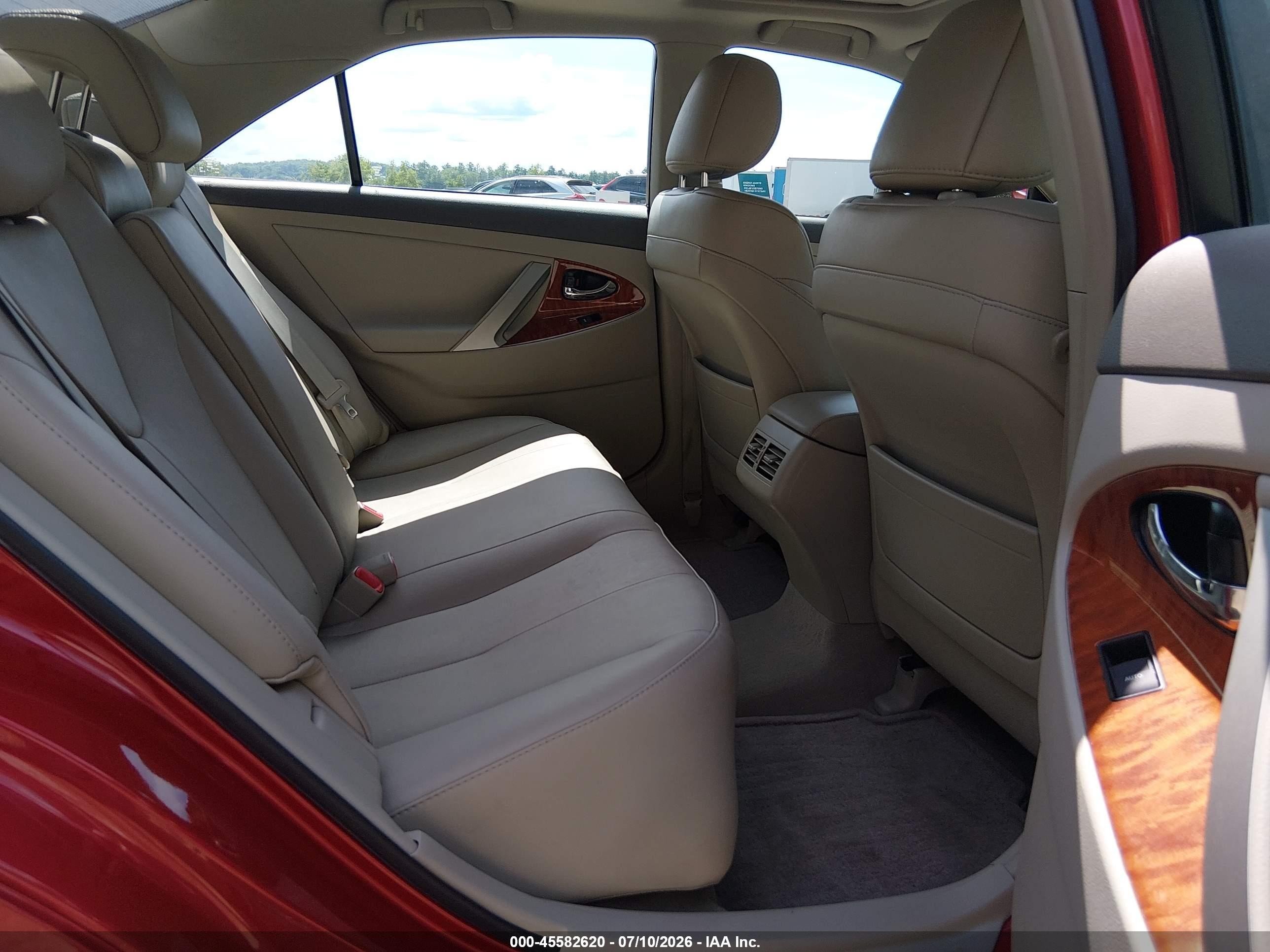 2010 Toyota Camry Xle Красный vin: 4T4BF3EK1AR055281