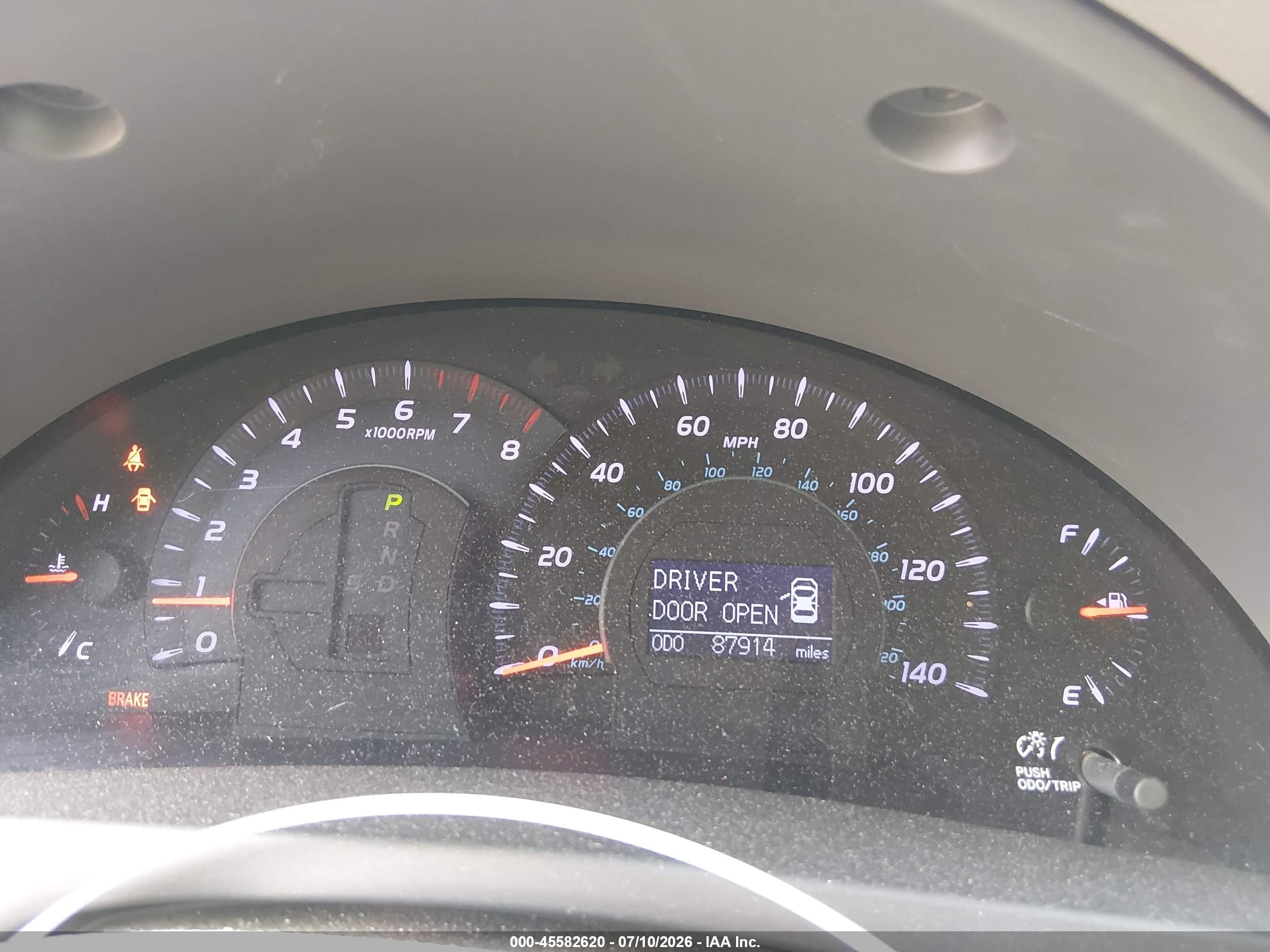 2010 Toyota Camry Xle Красный vin: 4T4BF3EK1AR055281