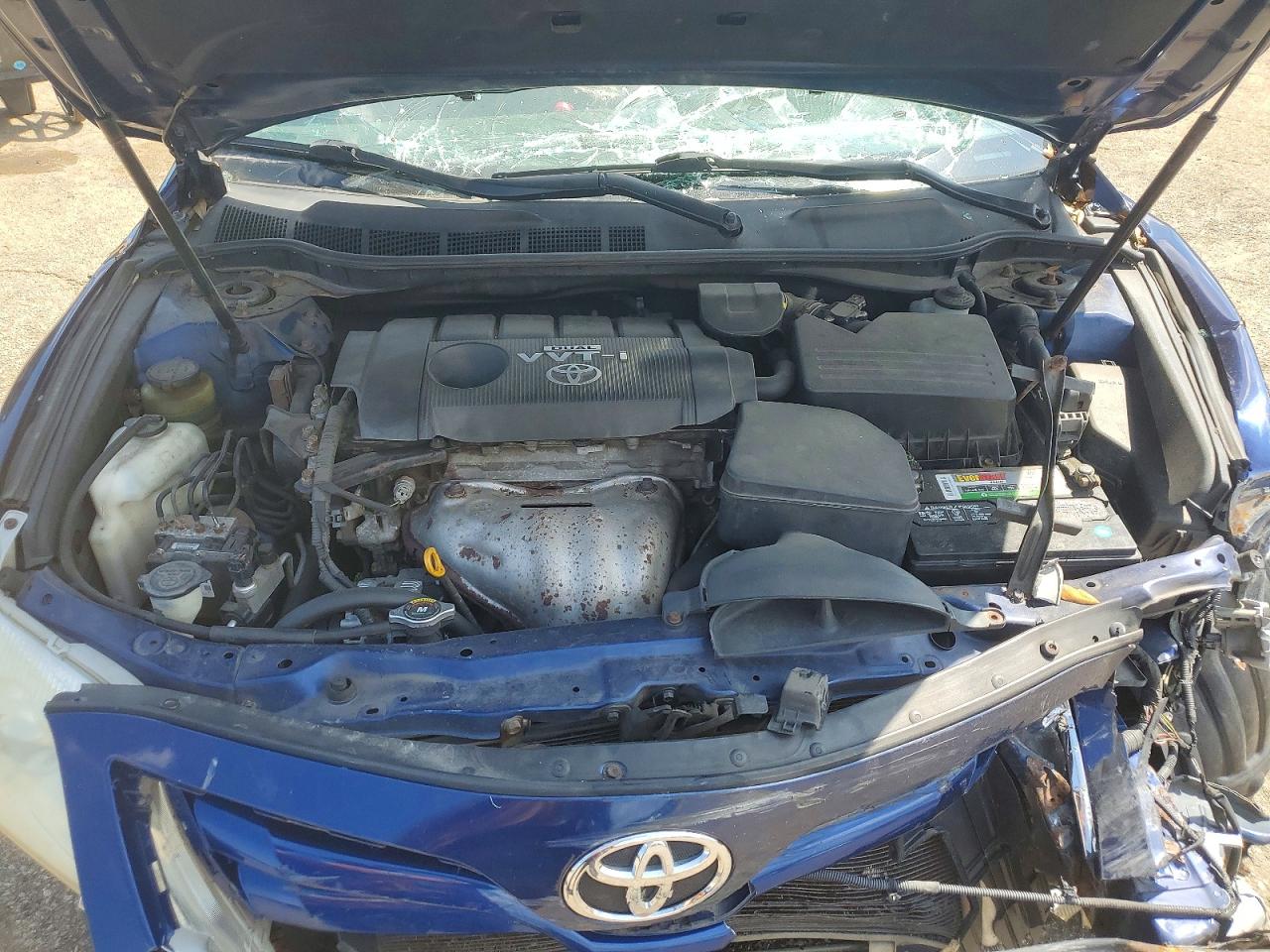 2010 Toyota Camry Le Blue vin: 4T4BF3EK1AR059217
