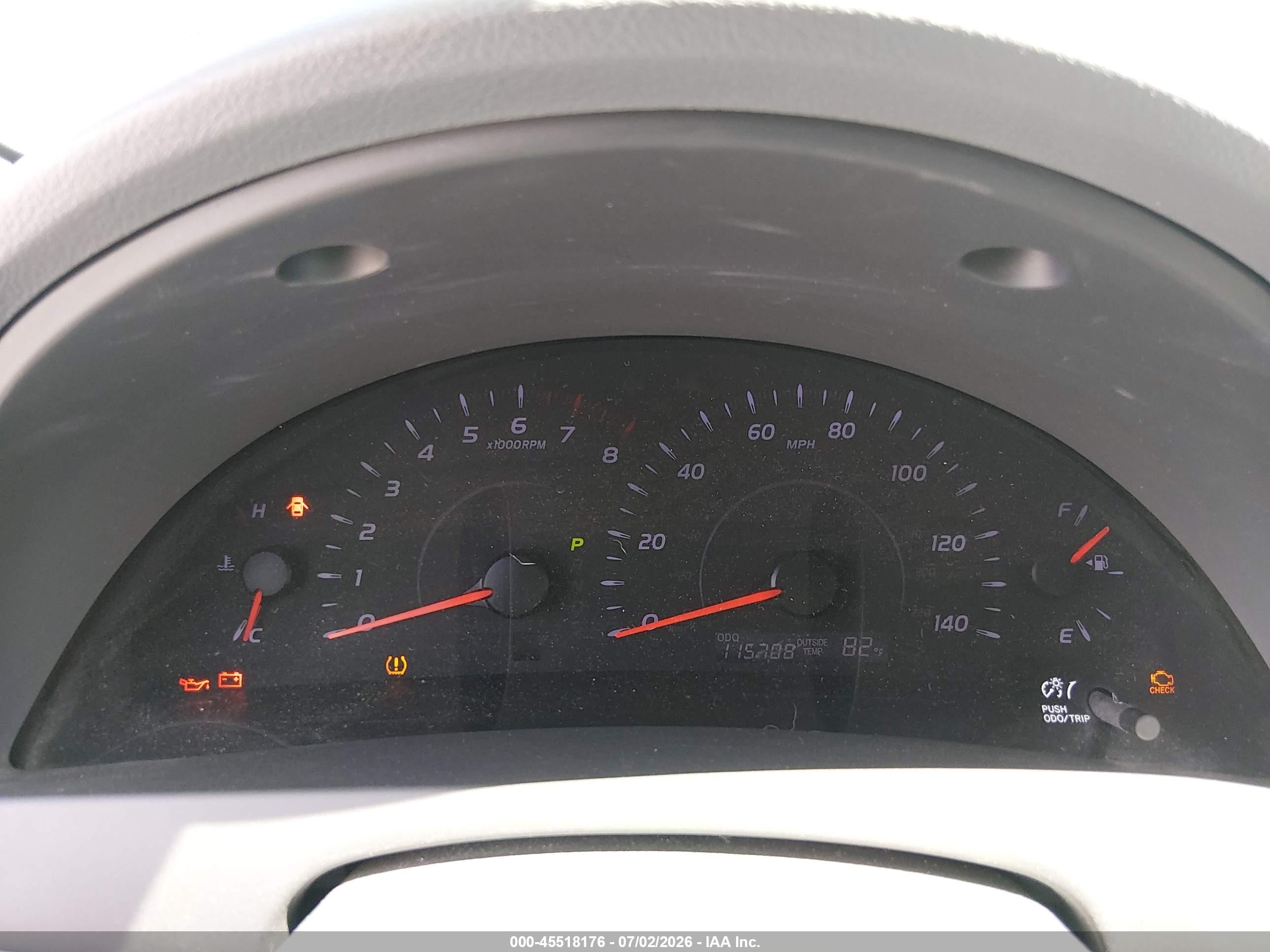 2010 Toyota Camry Le Green vin: 4T4BF3EK1AR061405