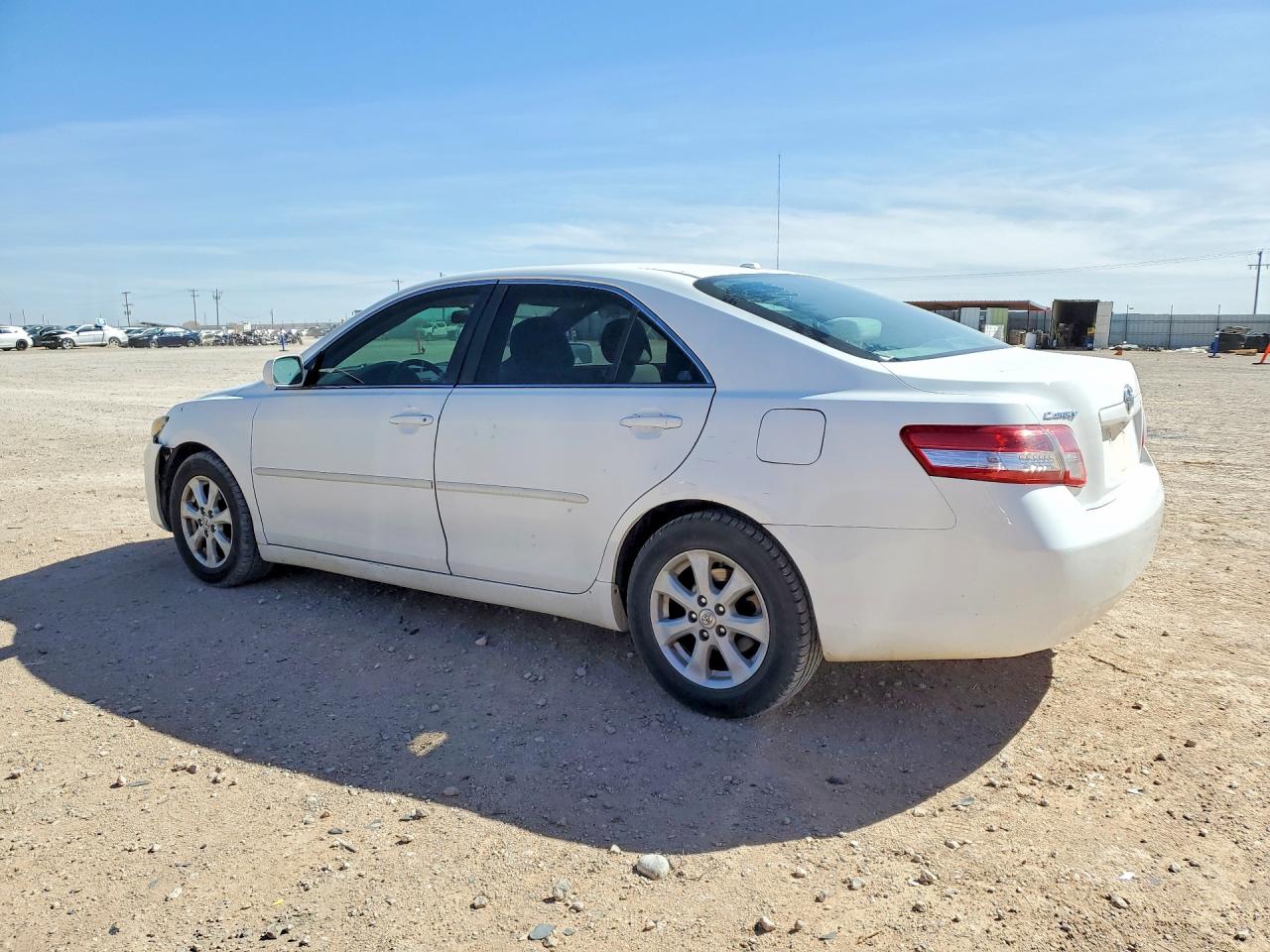 2010 Toyota Camry White vin: 4T4BF3EK1AR076549