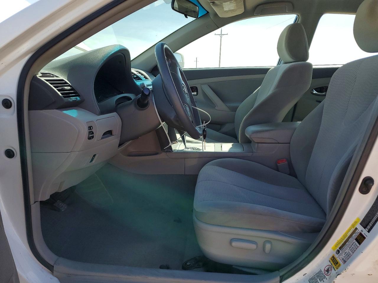 2010 Toyota Camry White vin: 4T4BF3EK1AR076549