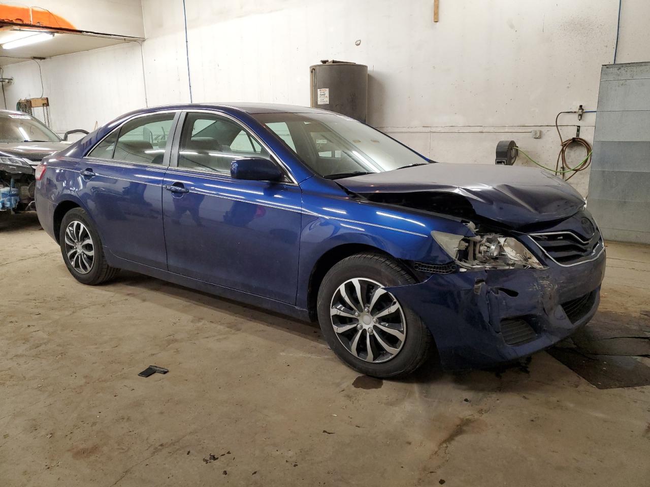 2011 Toyota Camry Base Blue vin: 4T4BF3EK1BR102391
