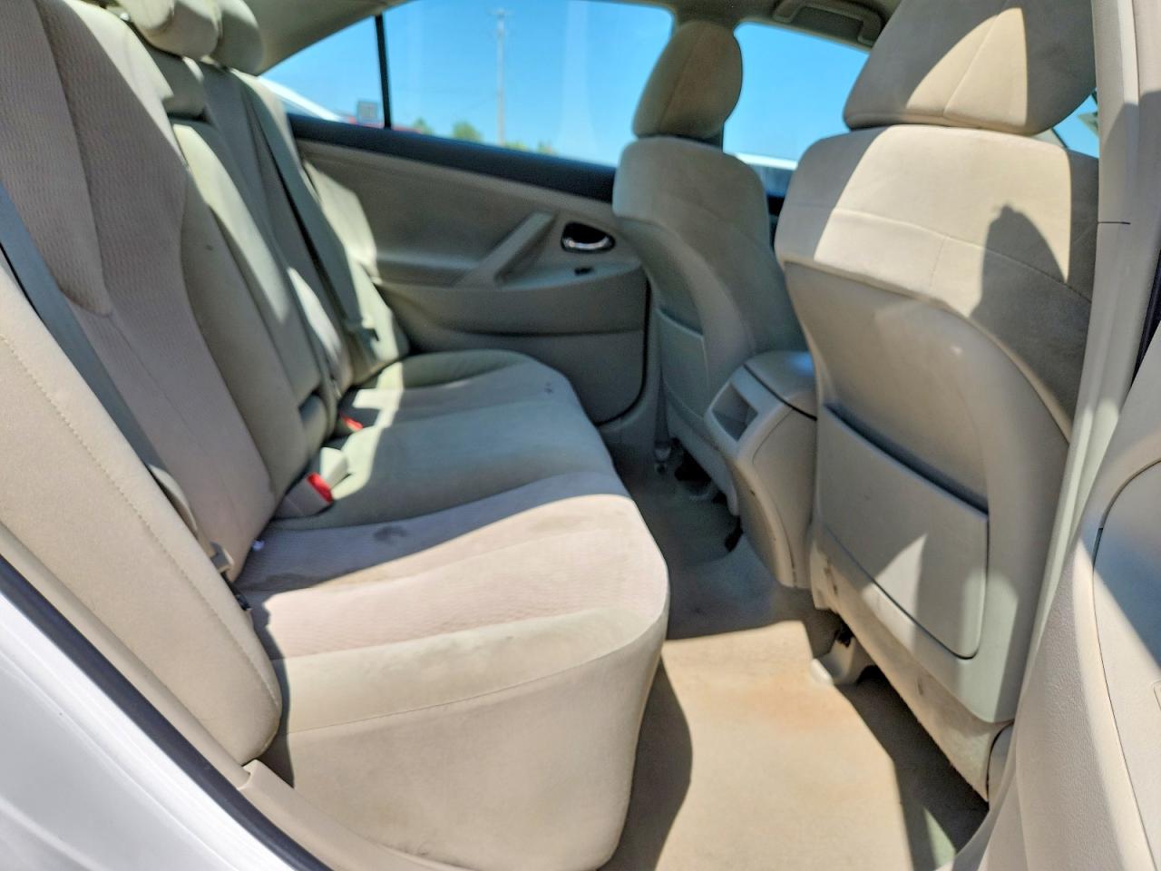 2011 Toyota Camry Le White vin: 4T4BF3EK1BR104061