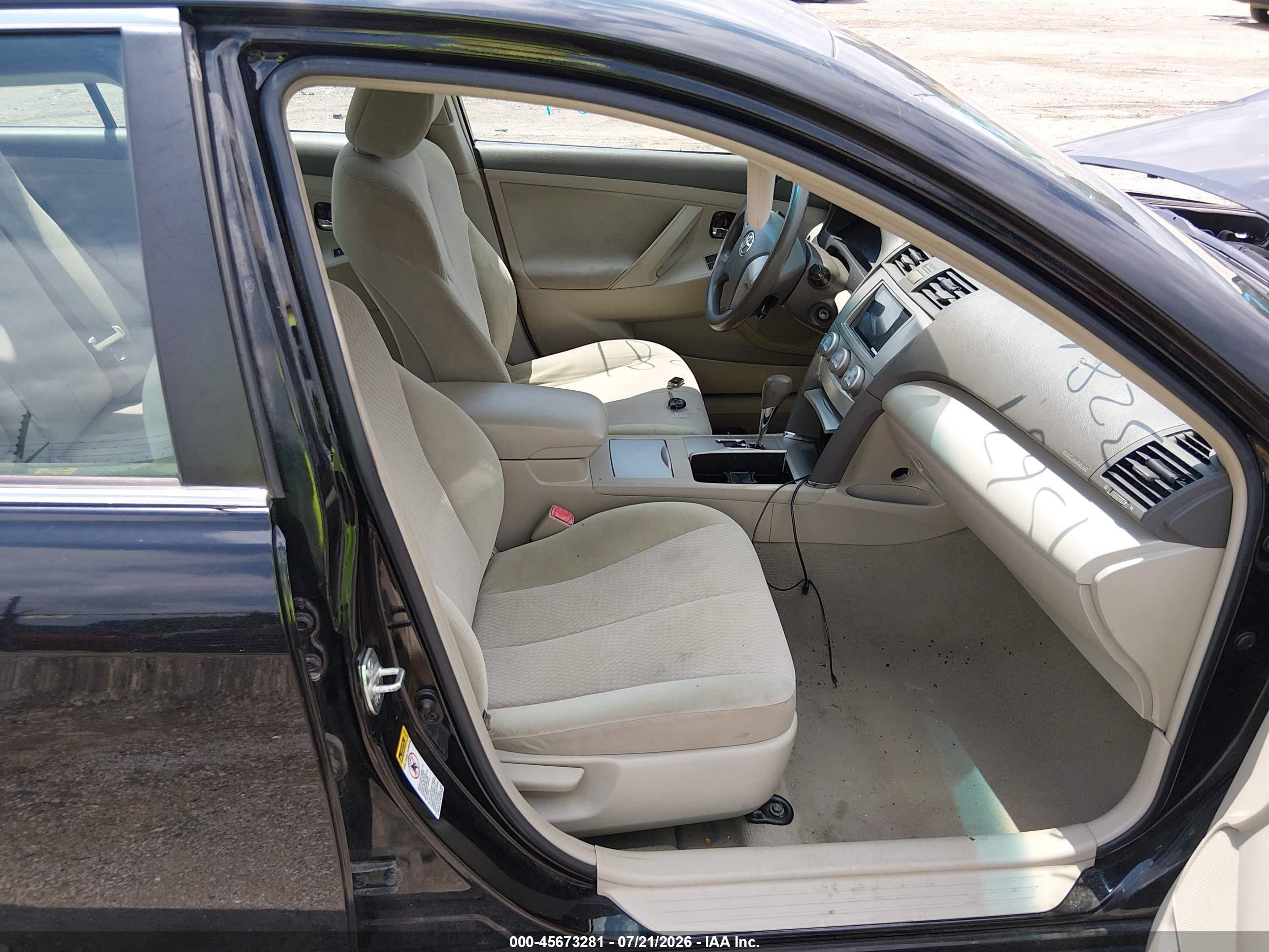 2011 Toyota Camry Le Black vin: 4T4BF3EK1BR119255