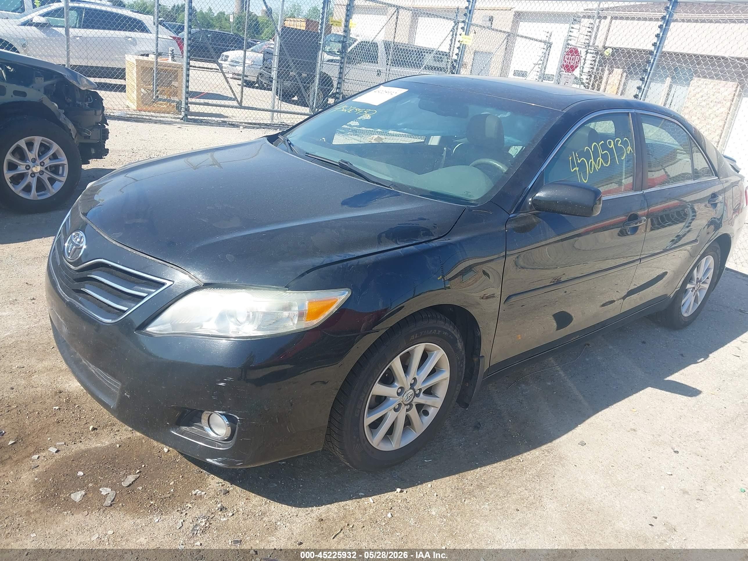 2011 Toyota Camry Xle Black vin: 4T4BF3EK1BR139005