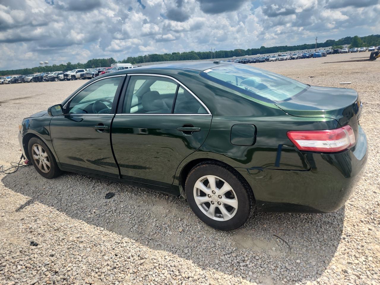 2011 Toyota Camry Automatic Зеленый vin: 4T4BF3EK1BR150019