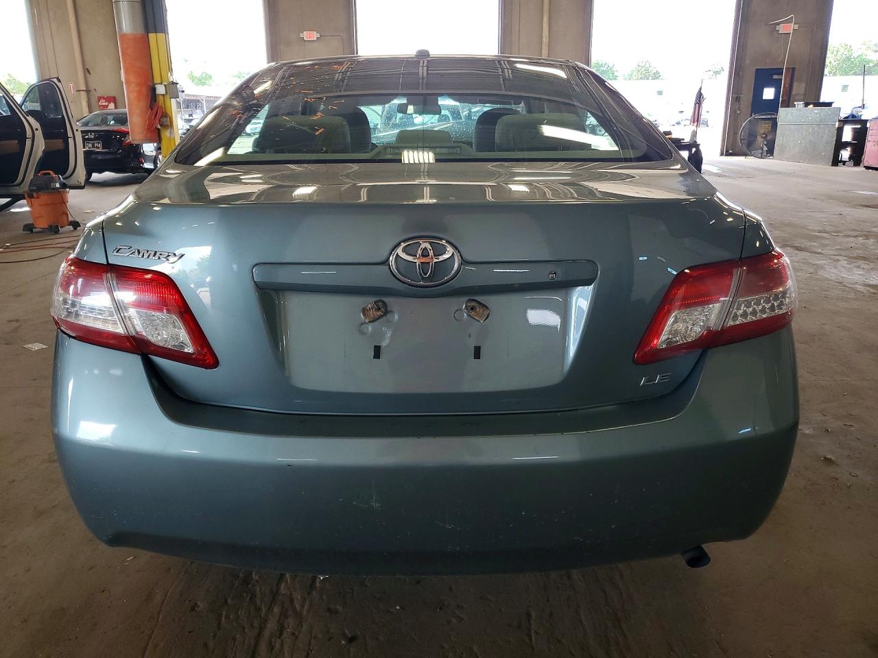 2011 Toyota Camry Le Teal vin: 4T4BF3EK1BR150313
