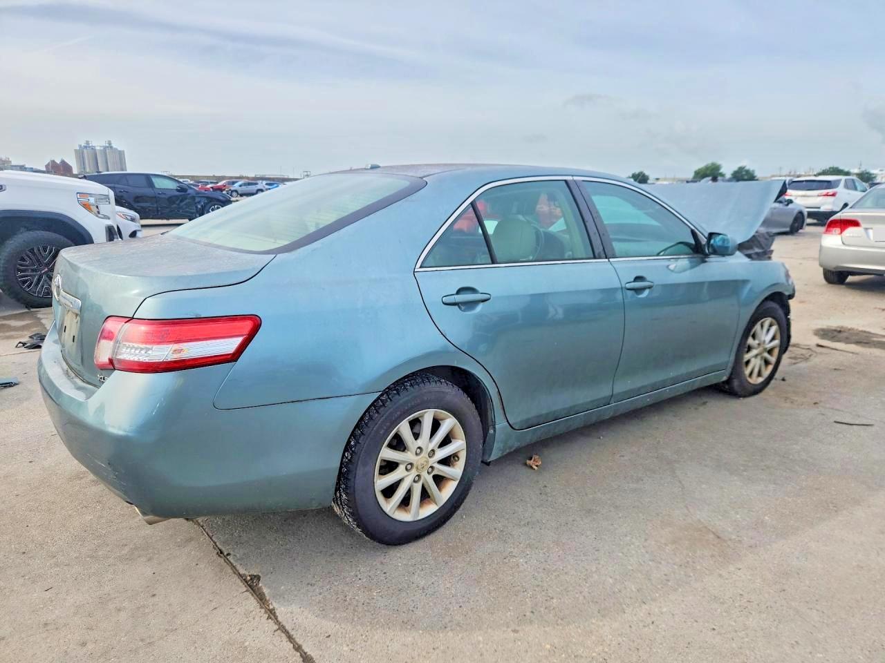 2011 Toyota Camry Xle Turquoise vin: 4T4BF3EK1BR152255