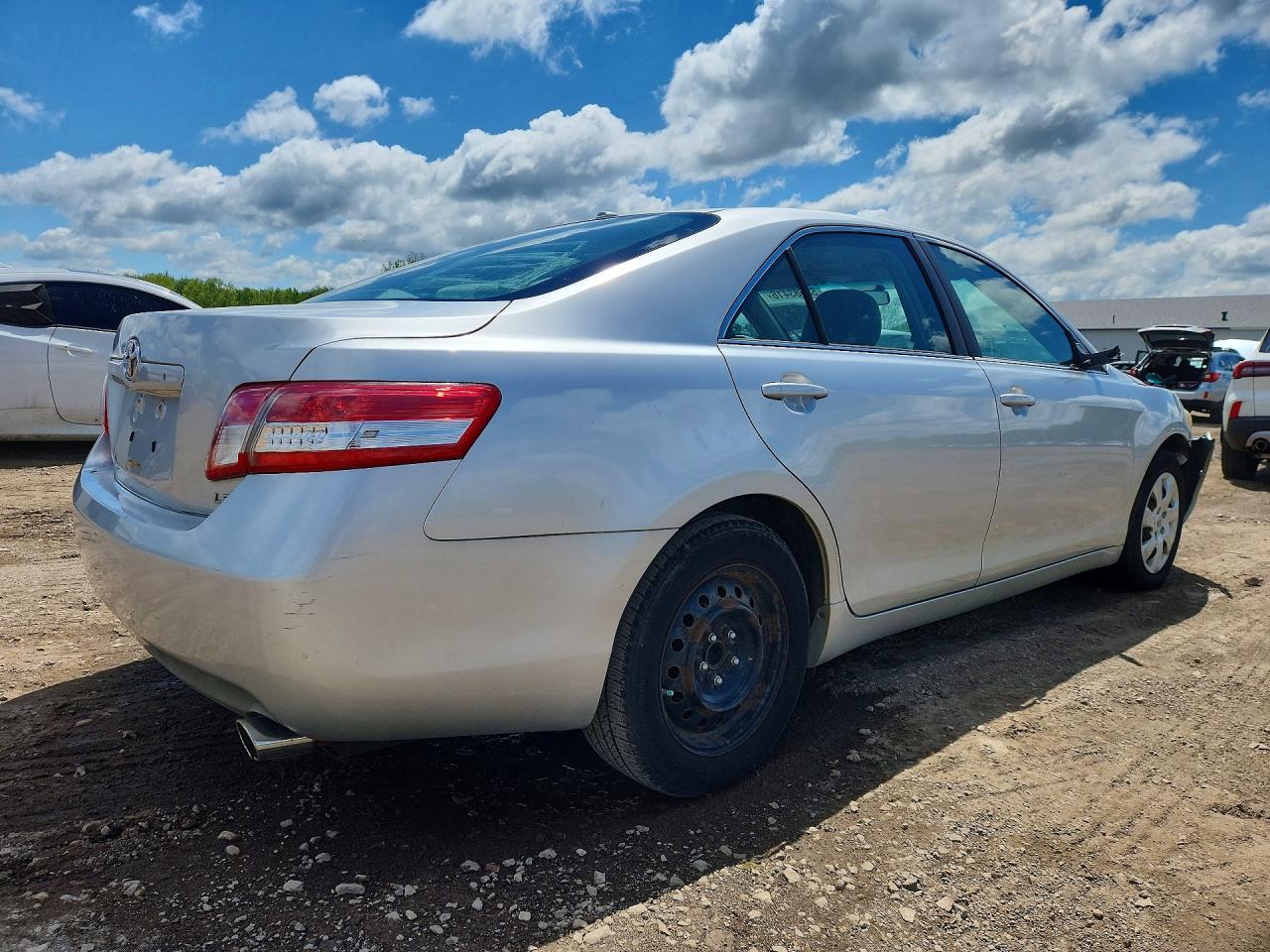 2011 Toyota Camry Le Silver vin: 4T4BF3EK1BR215256