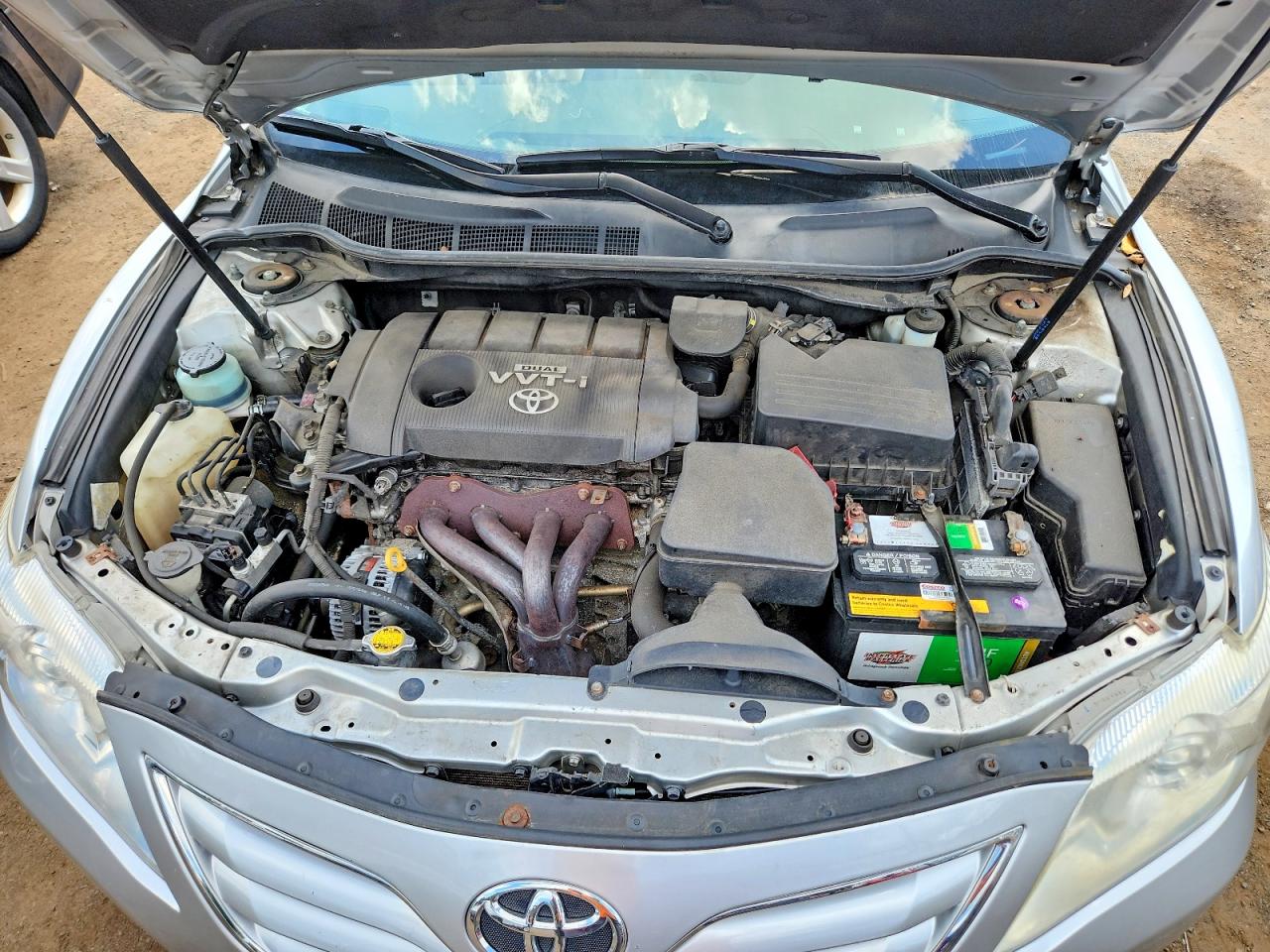 2010 Toyota Camry Le Silver vin: 4T4BF3EK2AR014237