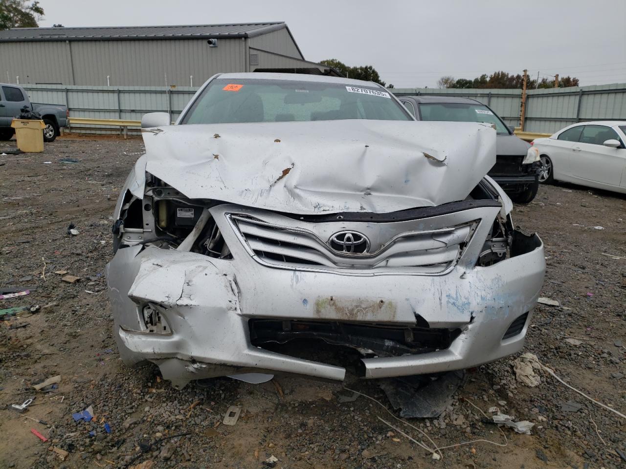 2010 Toyota Camry /le/ Серебряный vin: 4T4BF3EK2AR019034