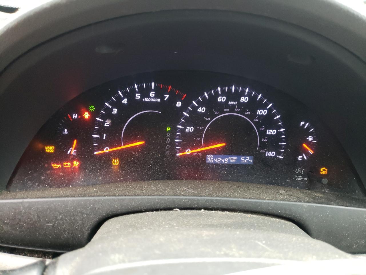 2010 Toyota Camry /le/ Серебряный vin: 4T4BF3EK2AR019034
