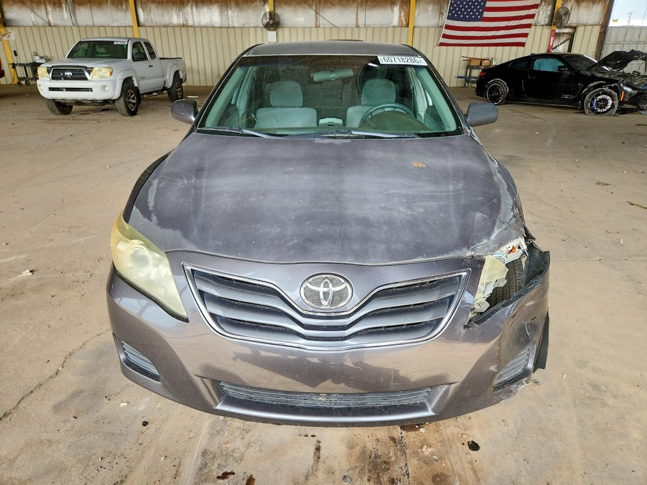 2010 Toyota Camry Le Gray vin: 4T4BF3EK2AR019602