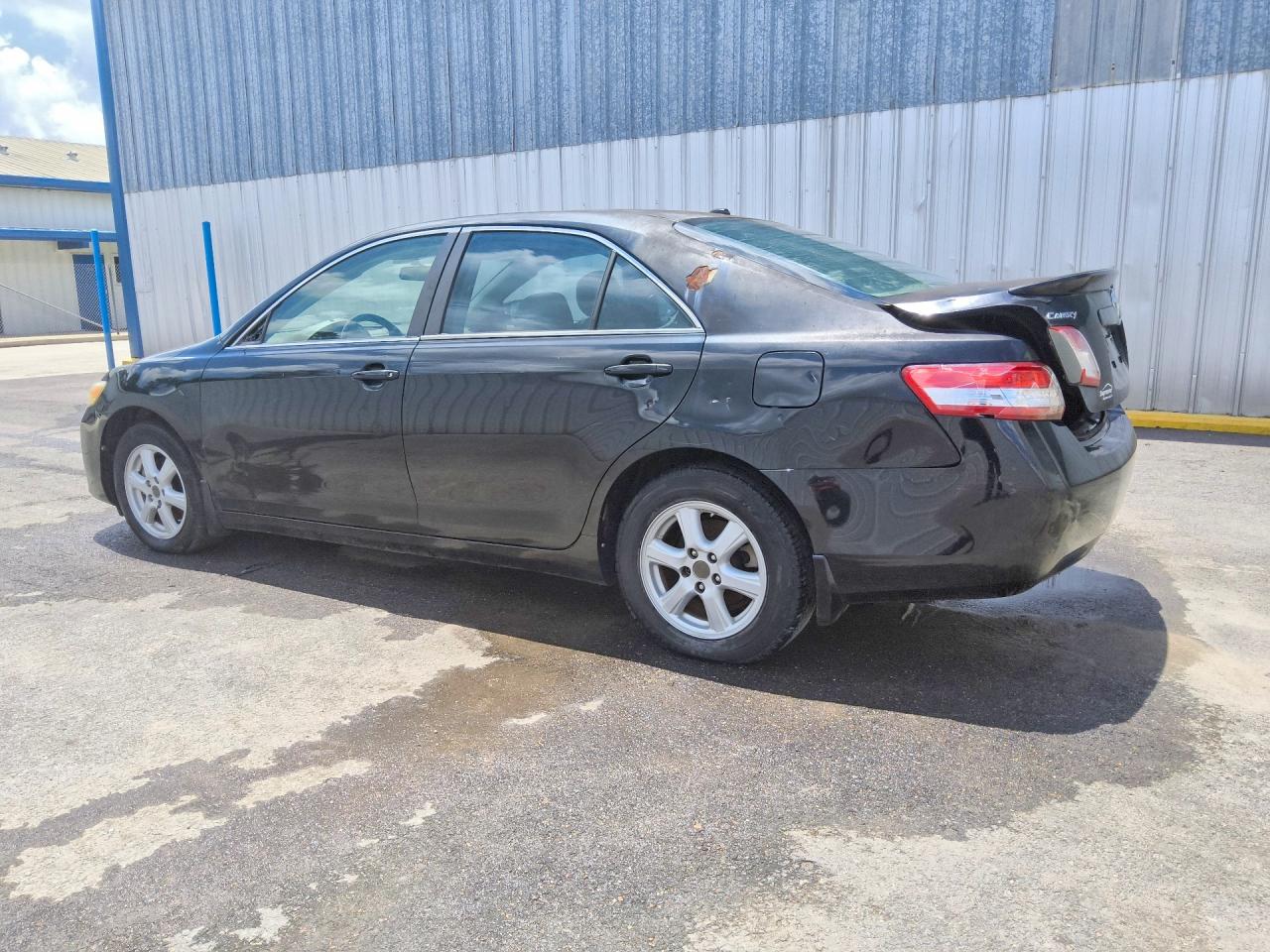 2010 Toyota Camry Le Black vin: 4T4BF3EK2AR022824
