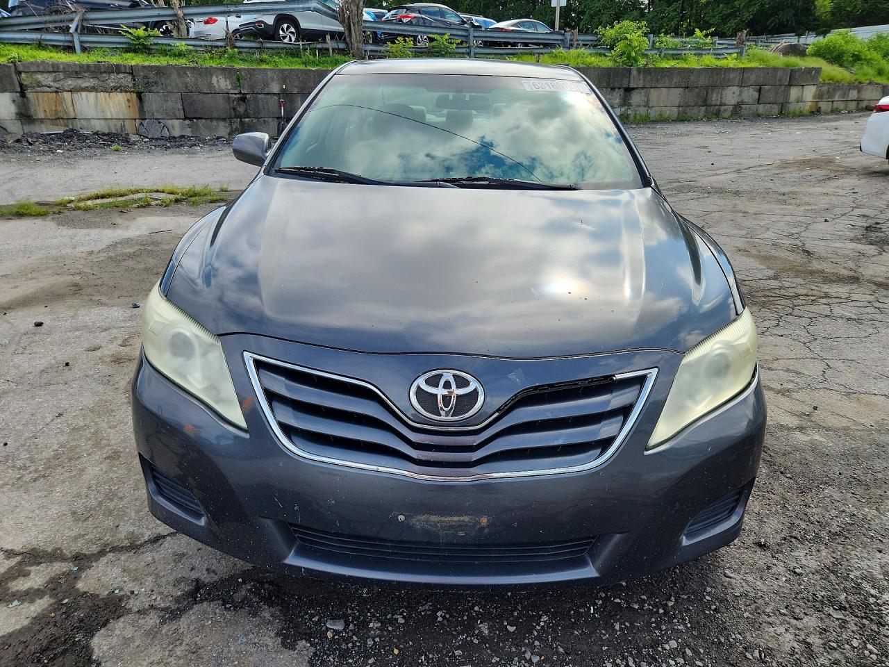 2010 Toyota Camry Gray vin: 4T4BF3EK2AR024427