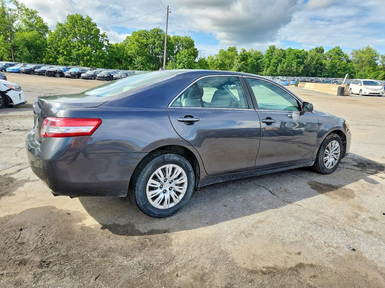 2010 Toyota Camry Gray vin: 4T4BF3EK2AR024427